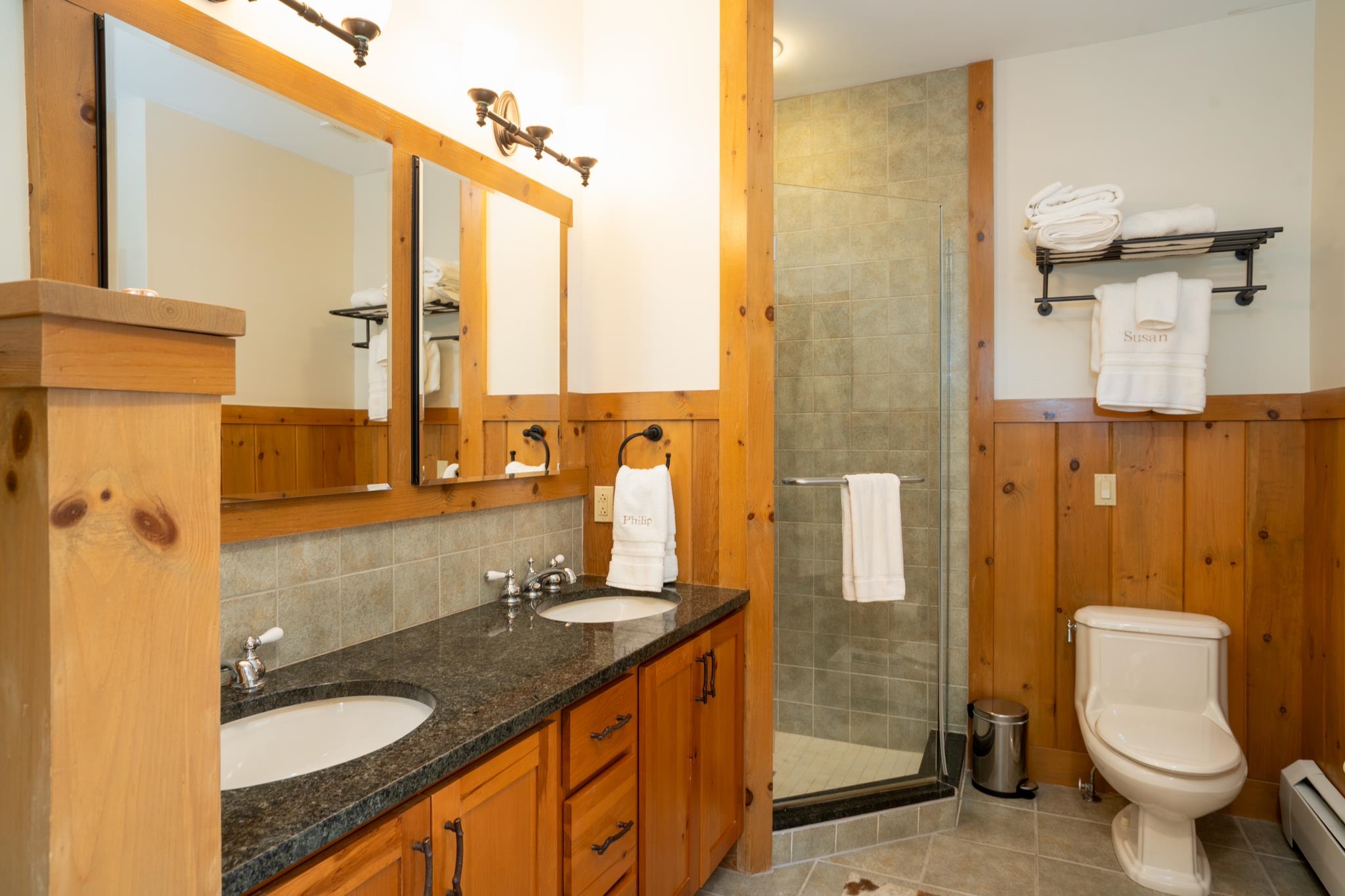 Primary Bathroom w soaking tub