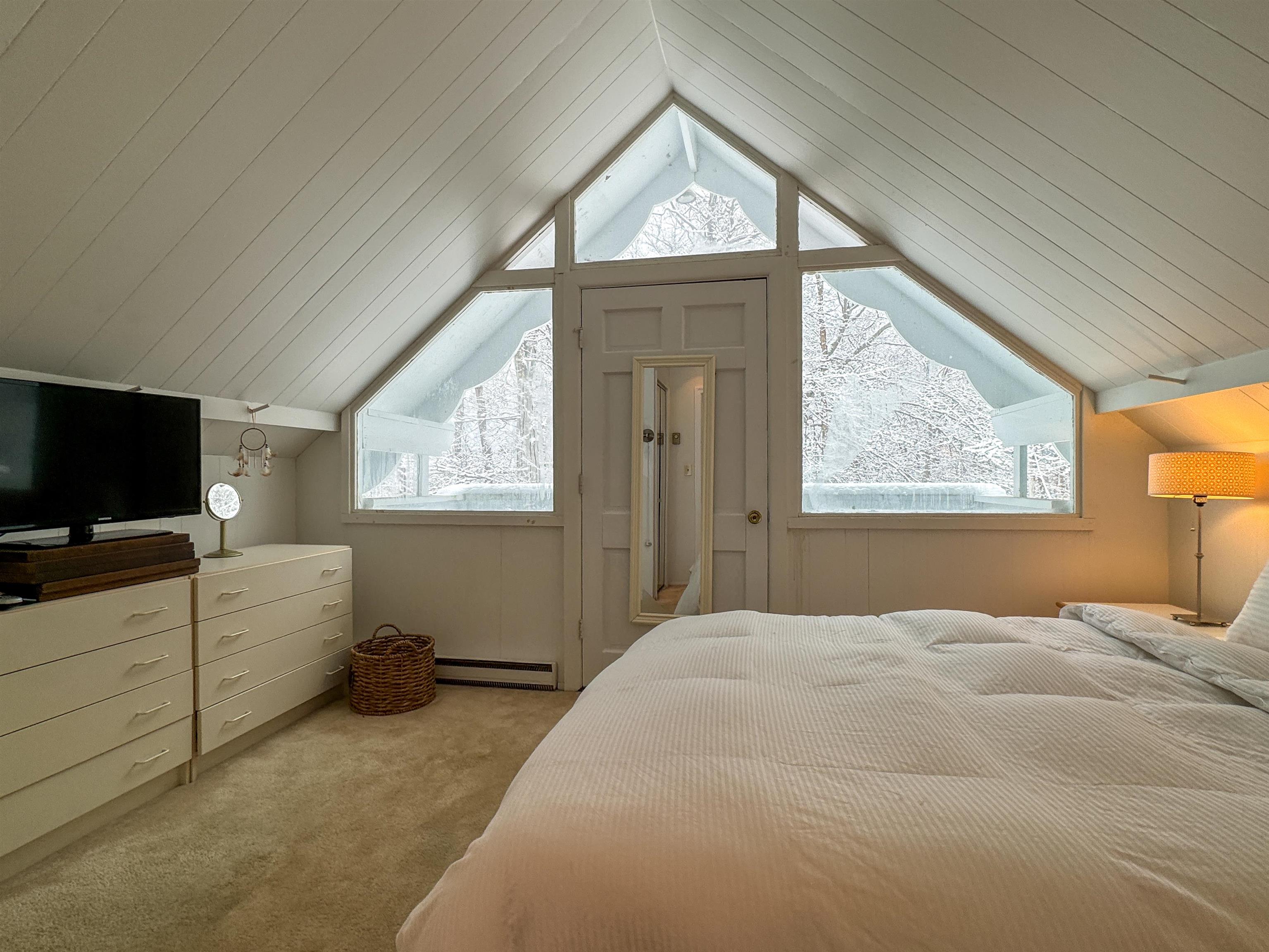 Upstairs Bedroom with Juliet Balcony