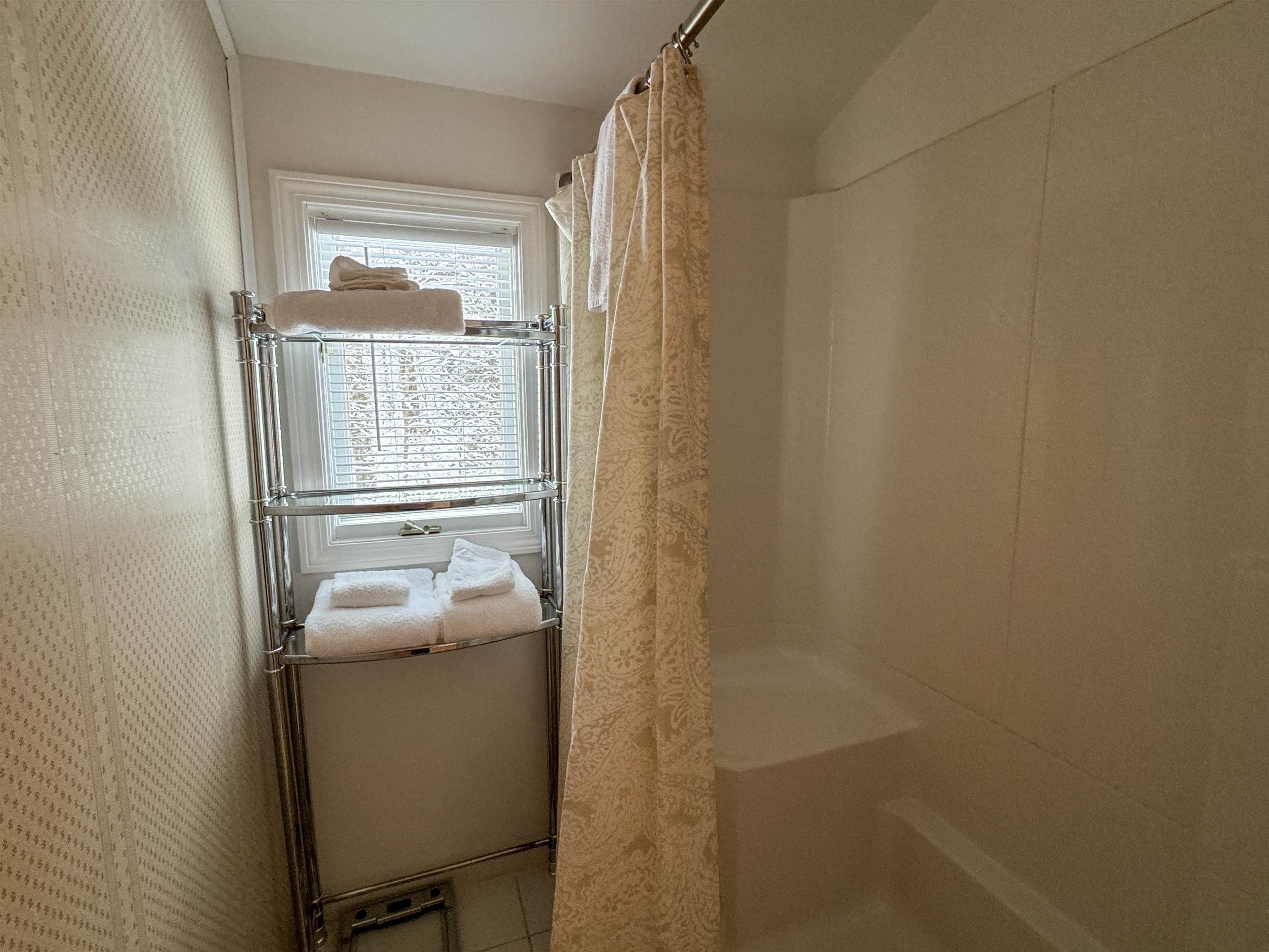 Upstairs Bathroom