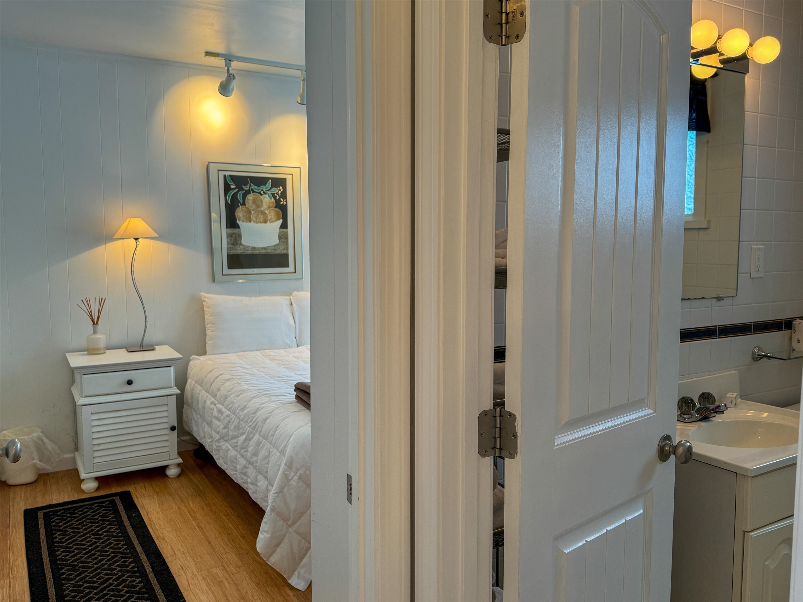 Main Floor Hallway Full Bathroom