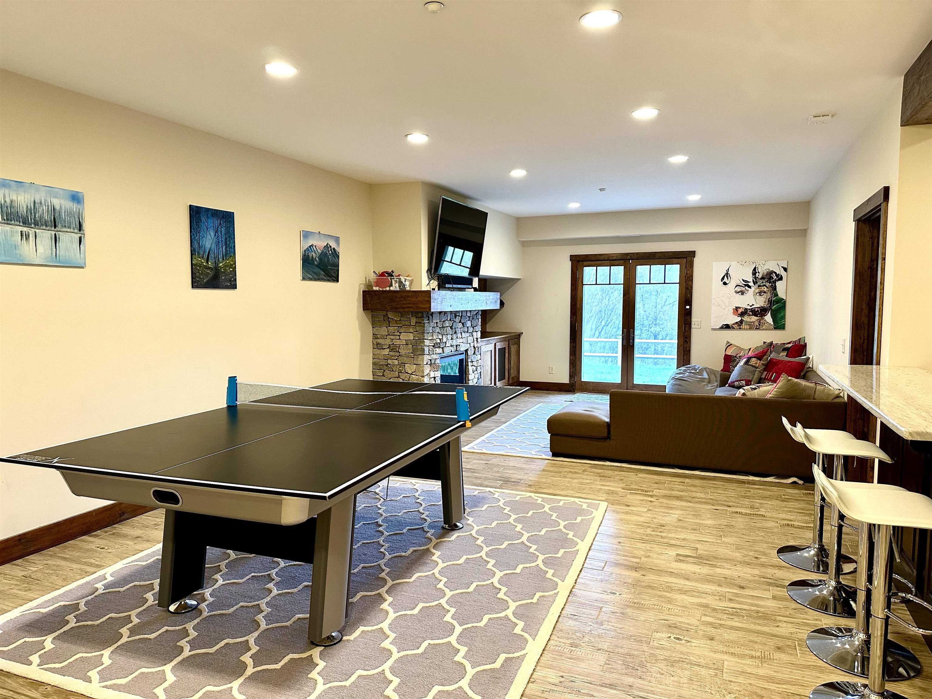 Lower level bonus room