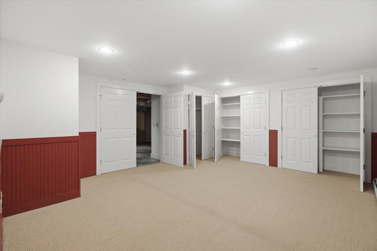 ...and ample storage!!
