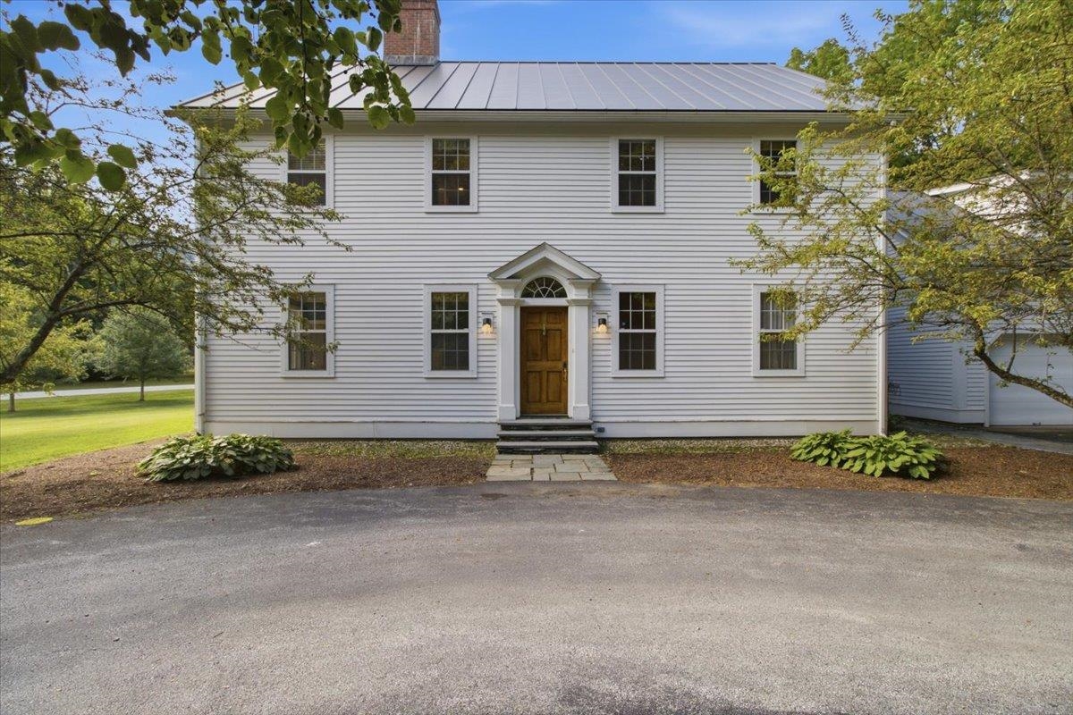 Welcome to 601 Riverbend Drive!