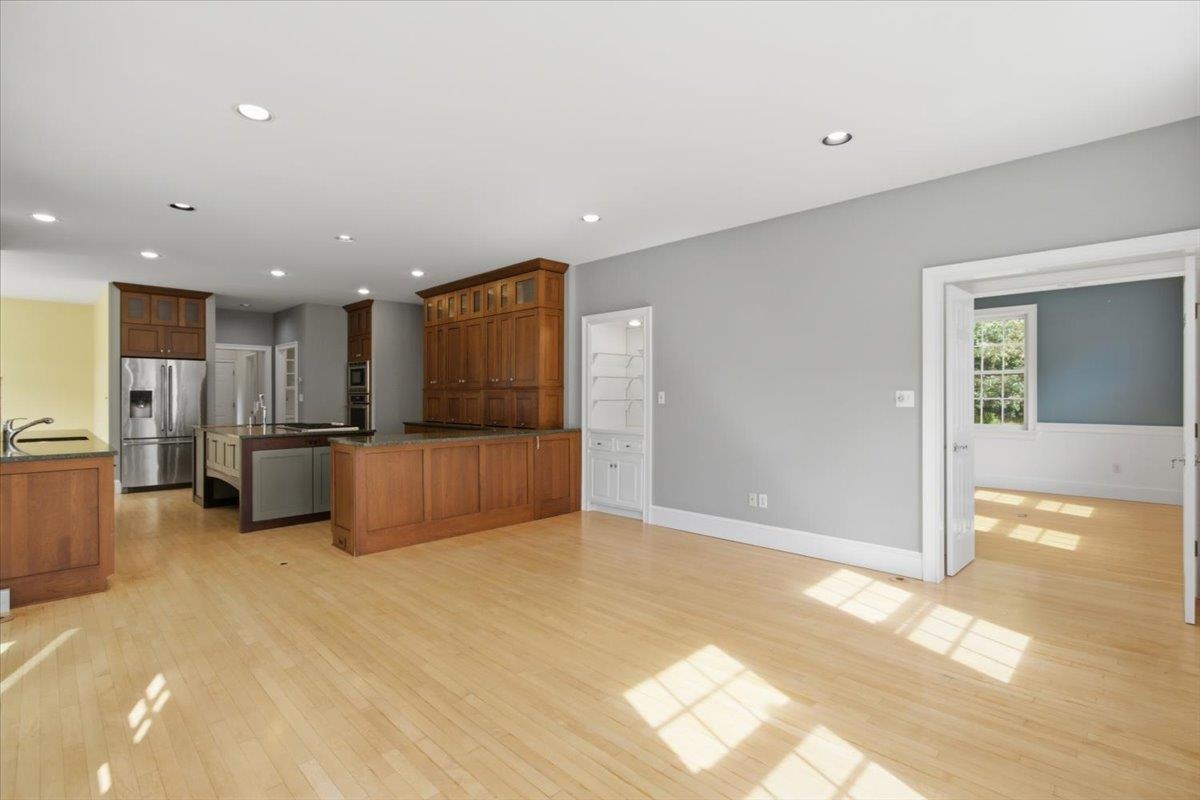 ...and doors to the Living Room.