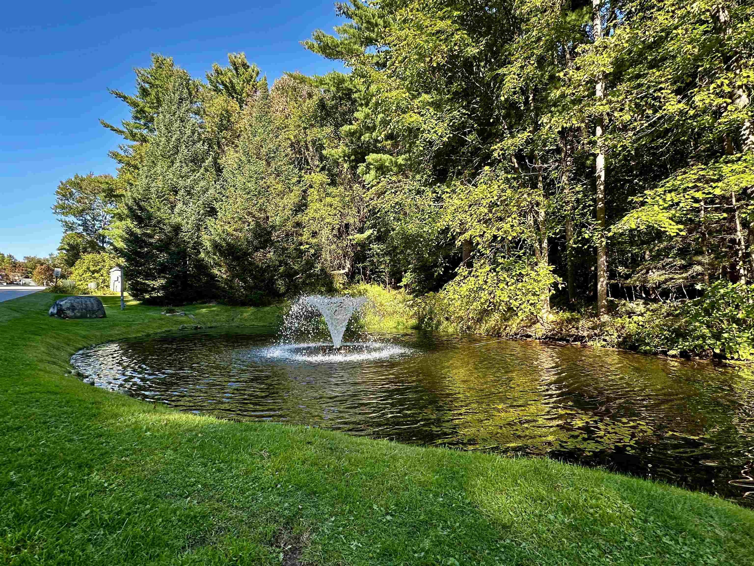 Photo 3 of Townhouse for sale at 26 Heritage Hill Circle Pl, Rutland Town, VT 05701 | MLS# 5107275 | Listing updated on 2026-10-08