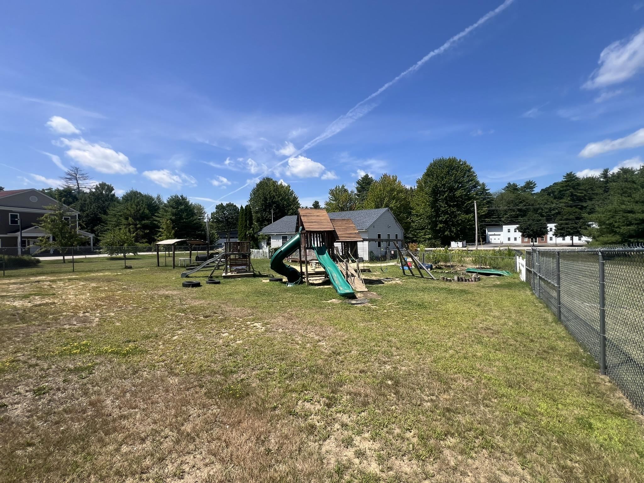Photo 6 of 28