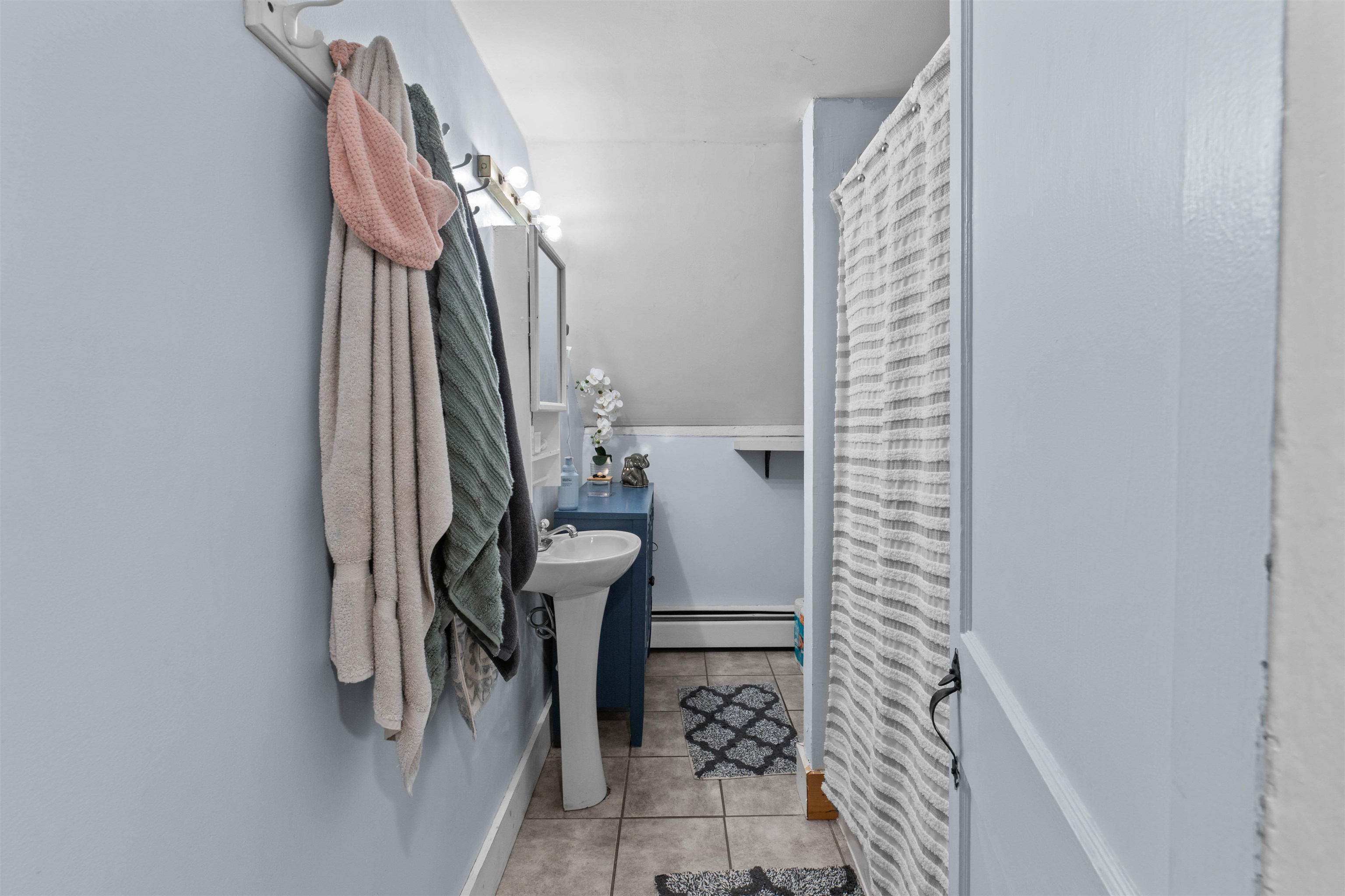 Unit 3 Bathroom