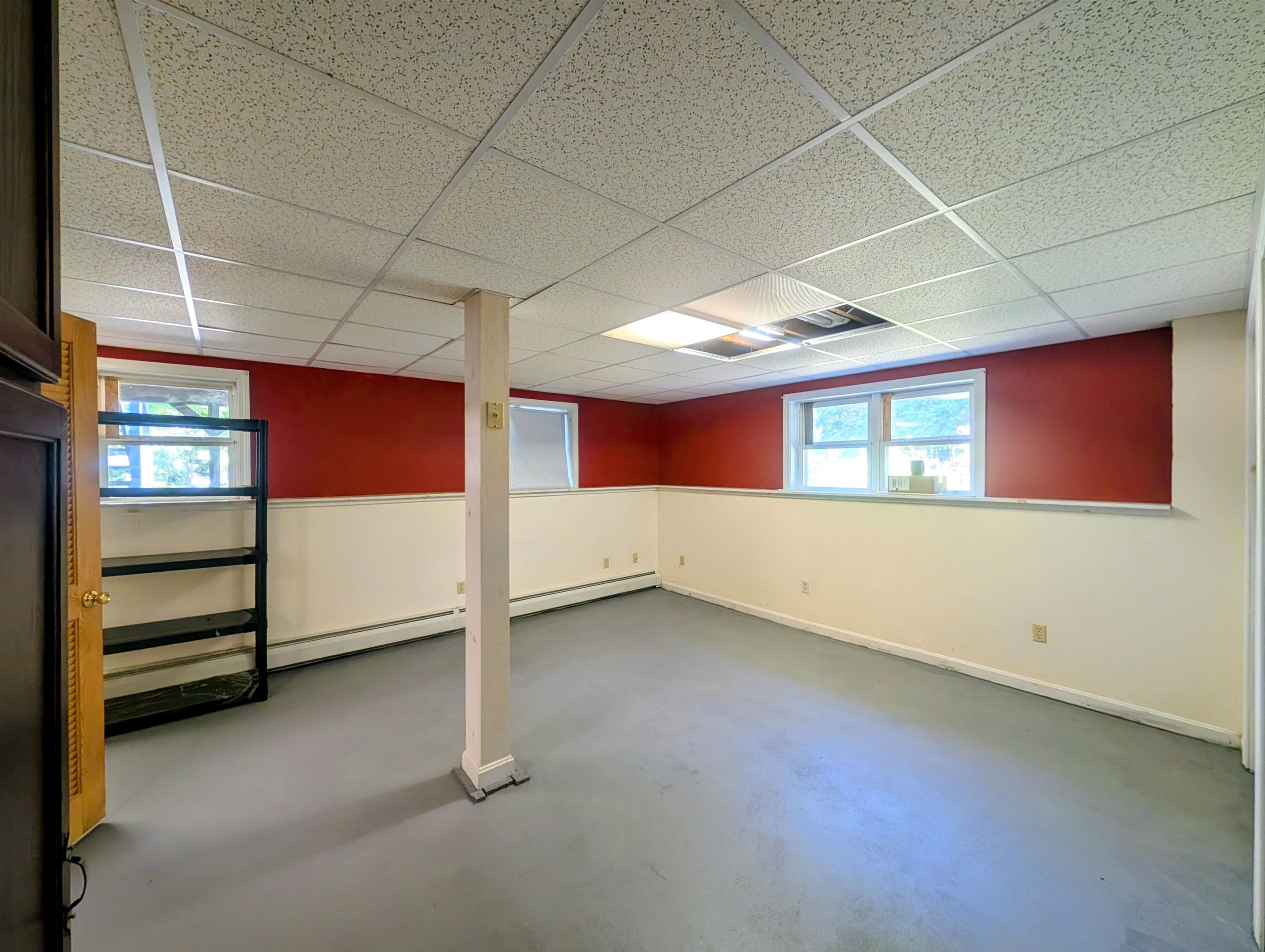 Lower - Family Room 26117878
