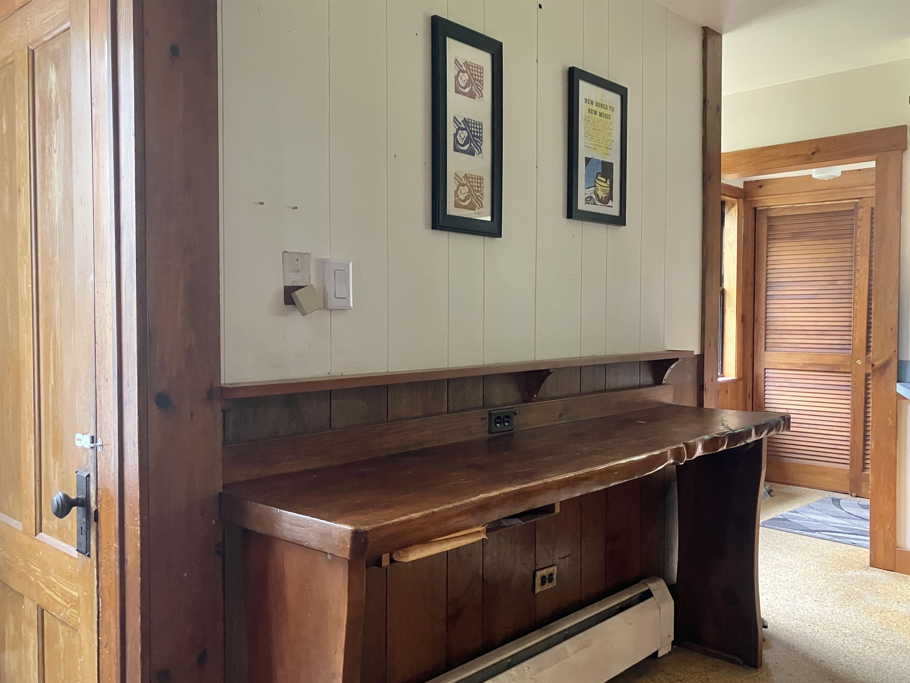 with Built-in Bar