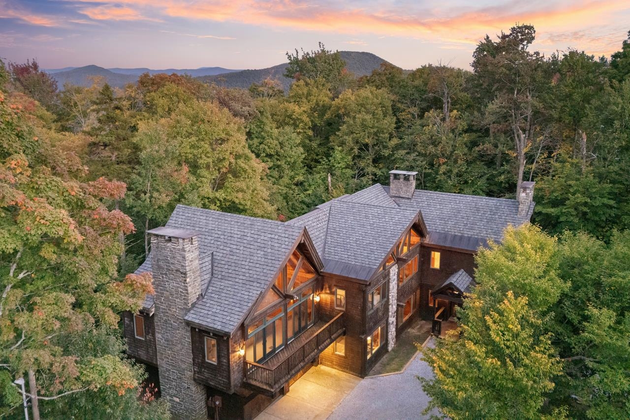 Photo 2 of Single family home for sale at 151 Big Rock Rd, Killington, VT 05751 | MLS# 5107842 | Listing updated on 2026-10-02