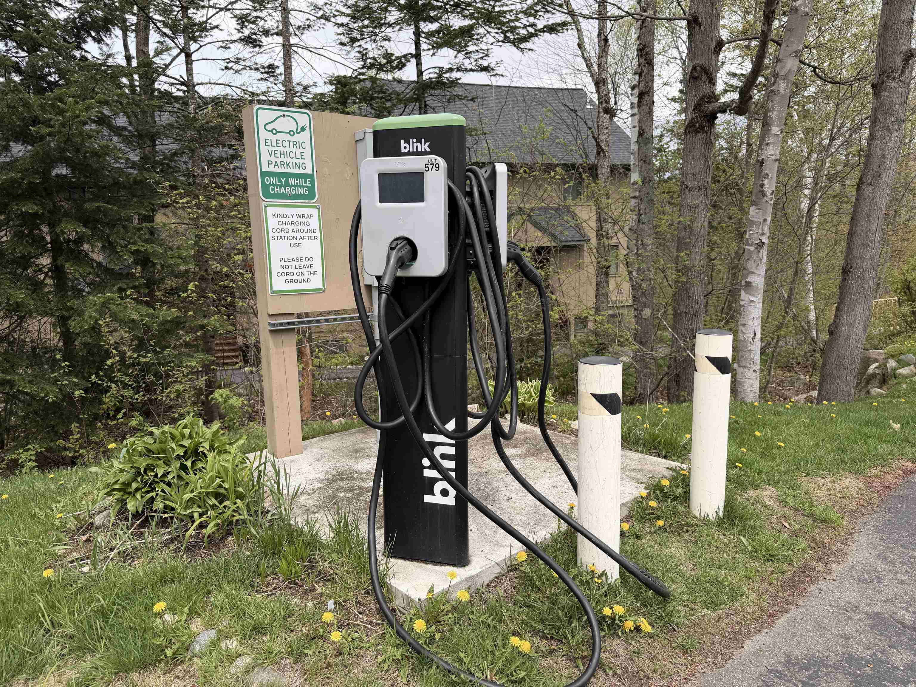 Windsor Hill Association EV charger