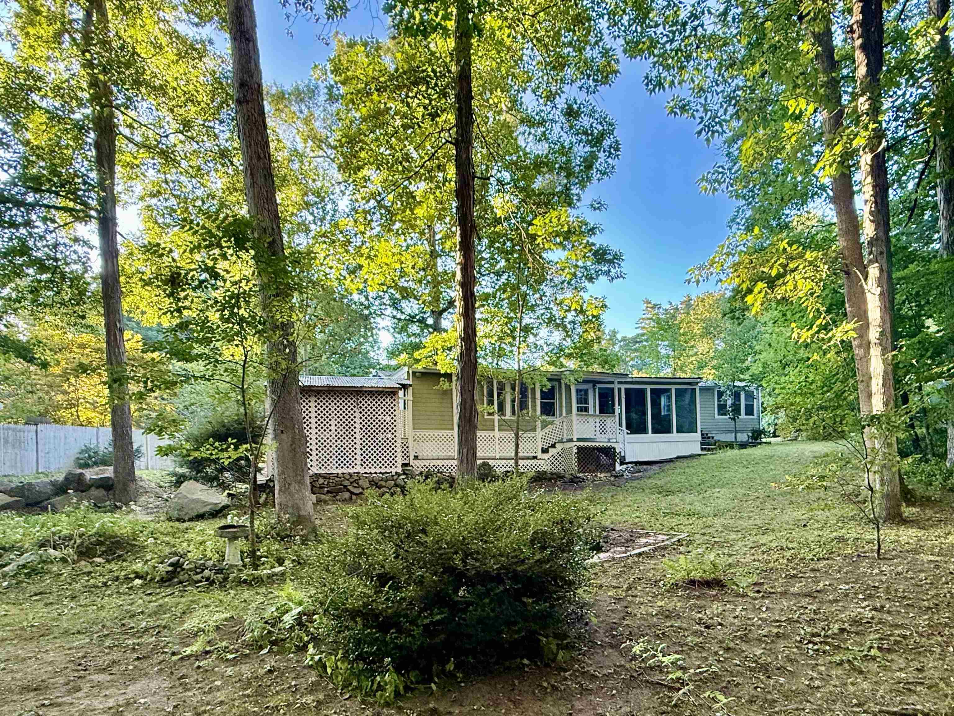 Photo 2 of Single family home for sale at 7 Colcord Pond Rd, Exeter, NH 03833 | MLS# 5107973 | Listing updated on 2026-10-17