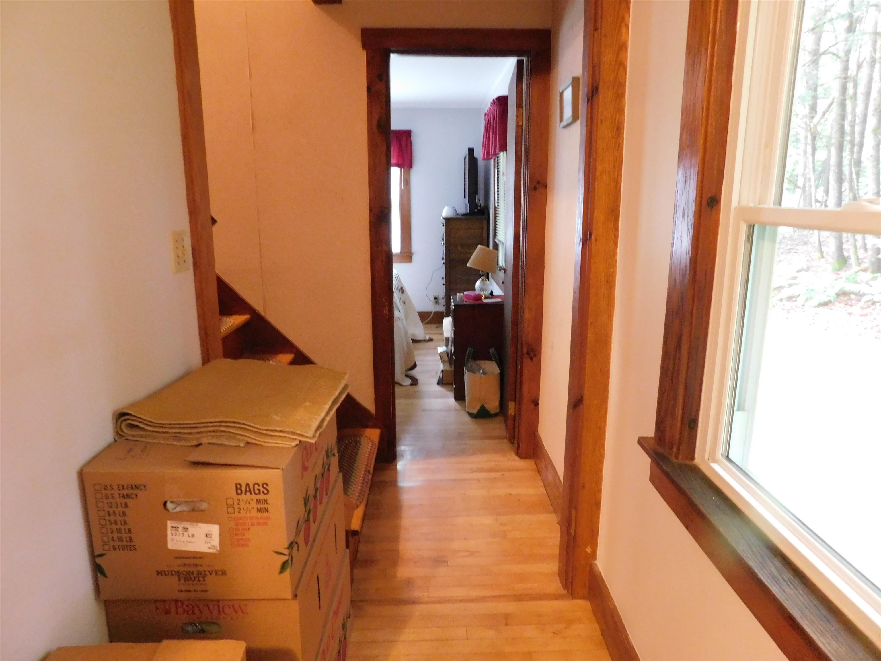 Hallway 26139074