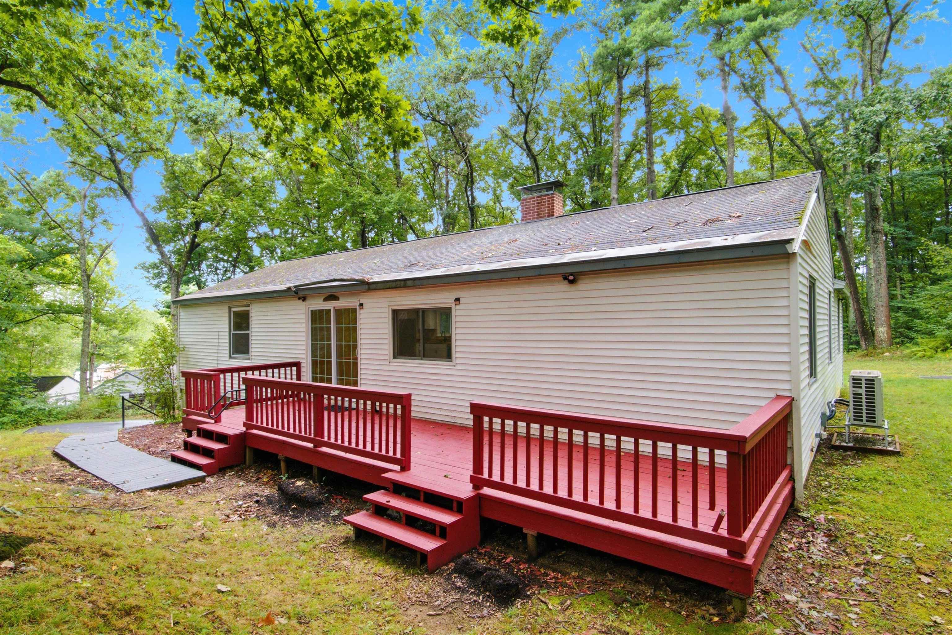 182 Buck Street, Pembroke, NH photo 4