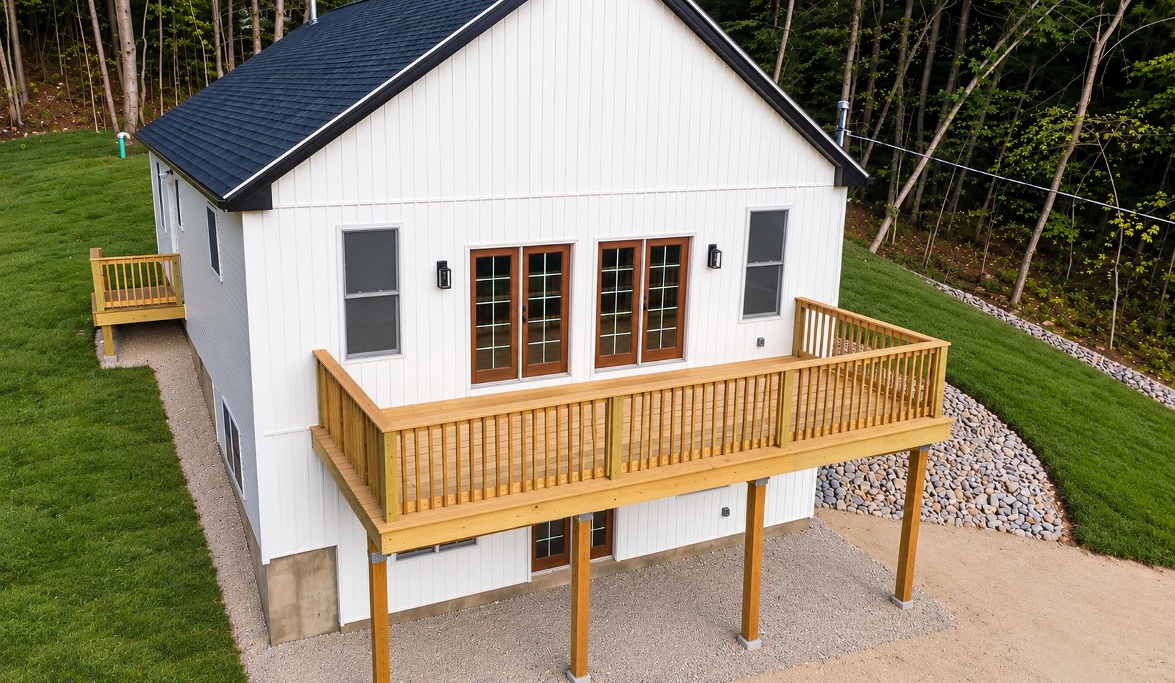 Photo 2 of Single family home for sale at 51 Scott Dr, Alton Bay, NH 03810 | MLS# 5108377 | Listing updated on 2026-10-07