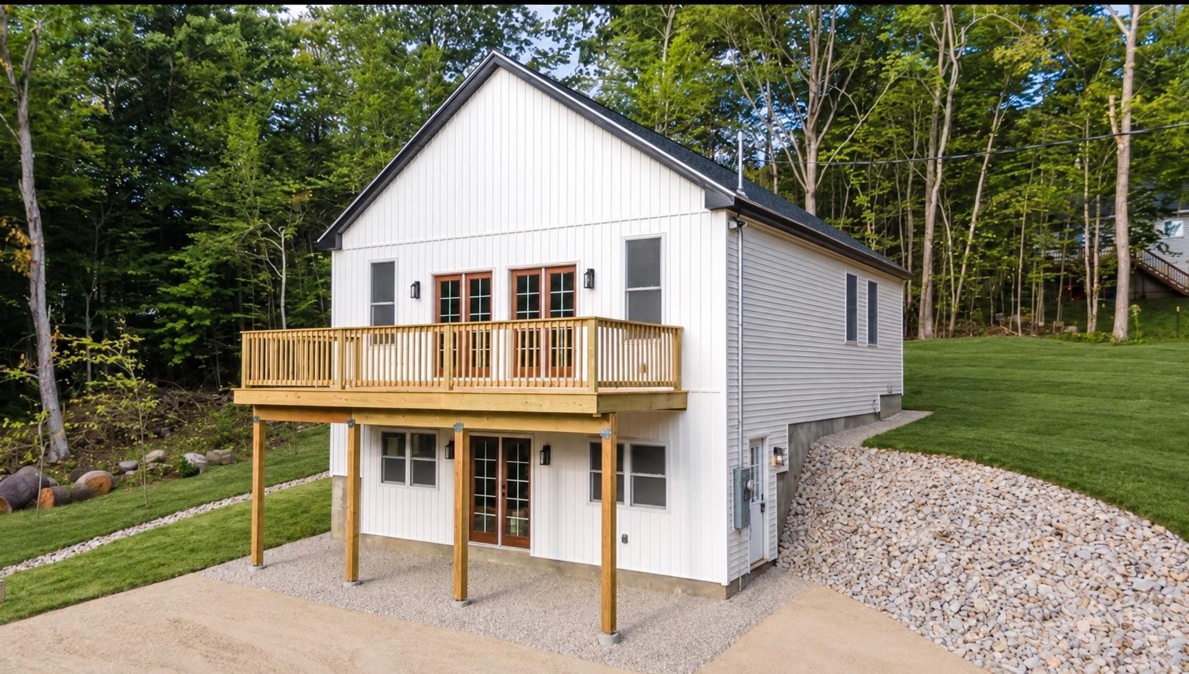 Photo 3 of Single family home for sale at 51 Scott Dr, Alton Bay, NH 03810 | MLS# 5108377 | Listing updated on 2026-10-07