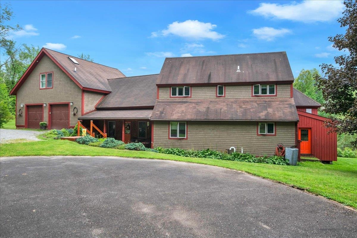 Photo 3 of Single family home for sale at 425 Poker Hl Rd, Underhill, VT 05489 | MLS# 5108385 | Listing updated on 2026-09-24