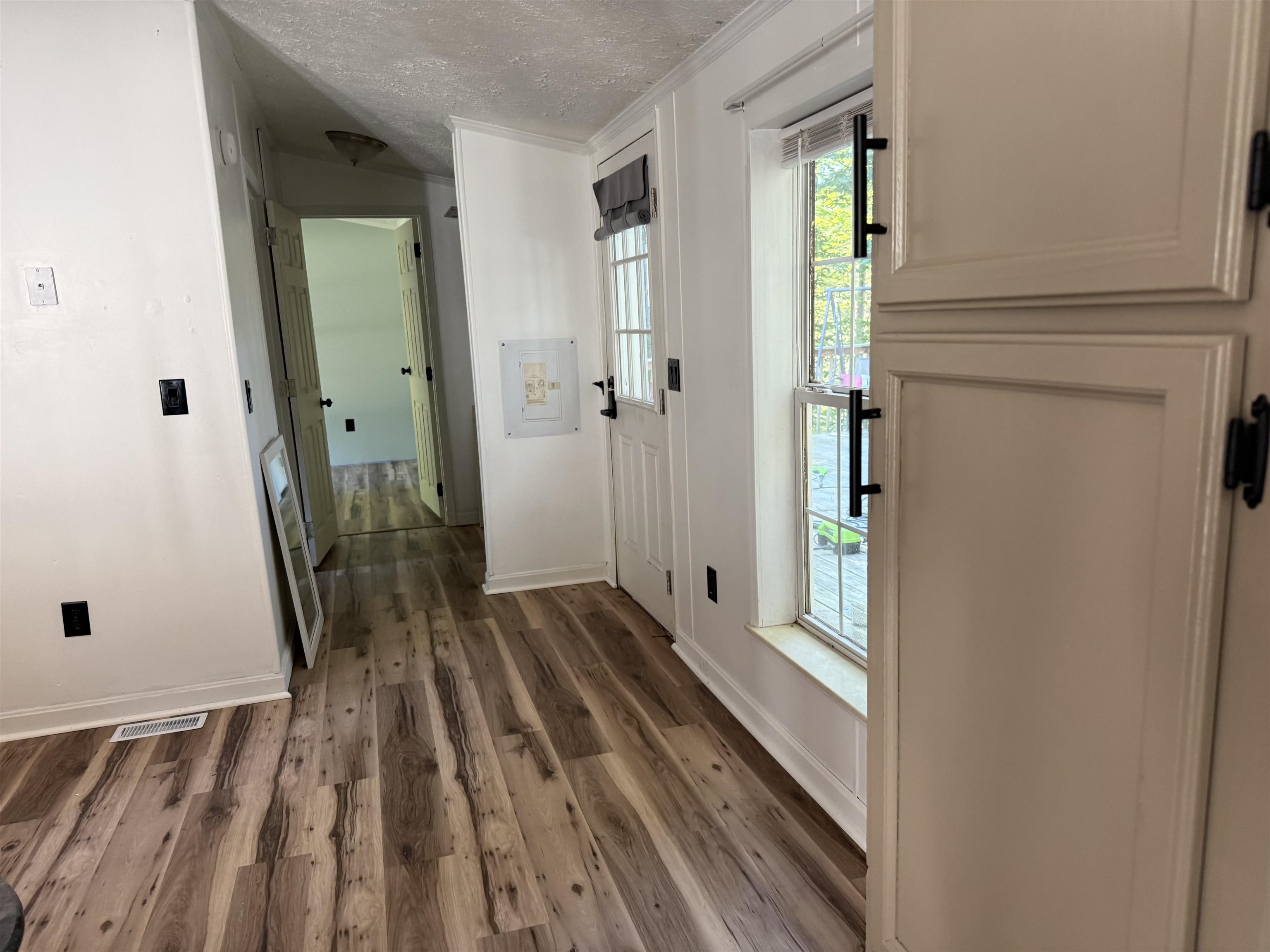 Photo 4 of Manufactured home for sale at 18 Tee Dee Dr, Belmont, NH 03220 | MLS# 5108522 | Listing updated on 2026-09-29