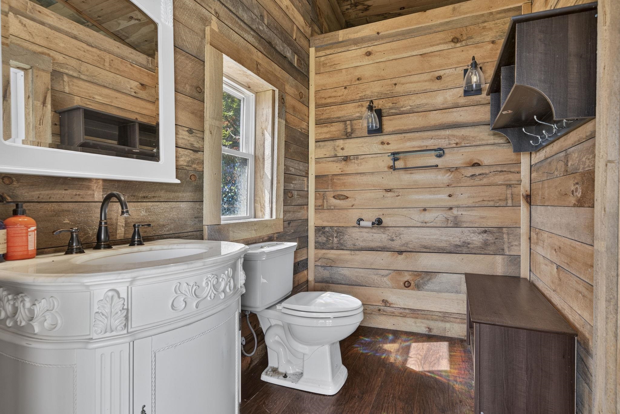 Bathroom in Gym 26160054