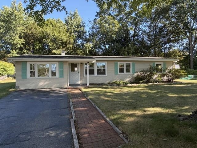 Photo 3 of Single family home for sale at 6 Sanborn Rd, Hampton, NH 03842 | MLS# 5108565 | Listing updated on 2026-09-17