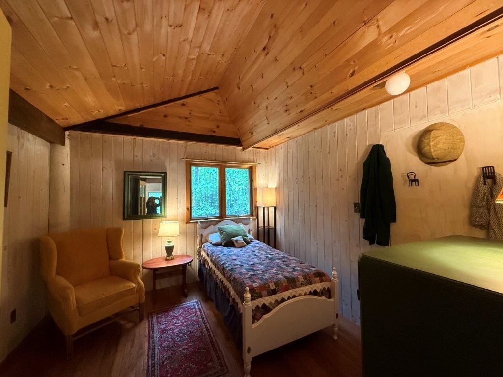 Bedroom #2 26153110