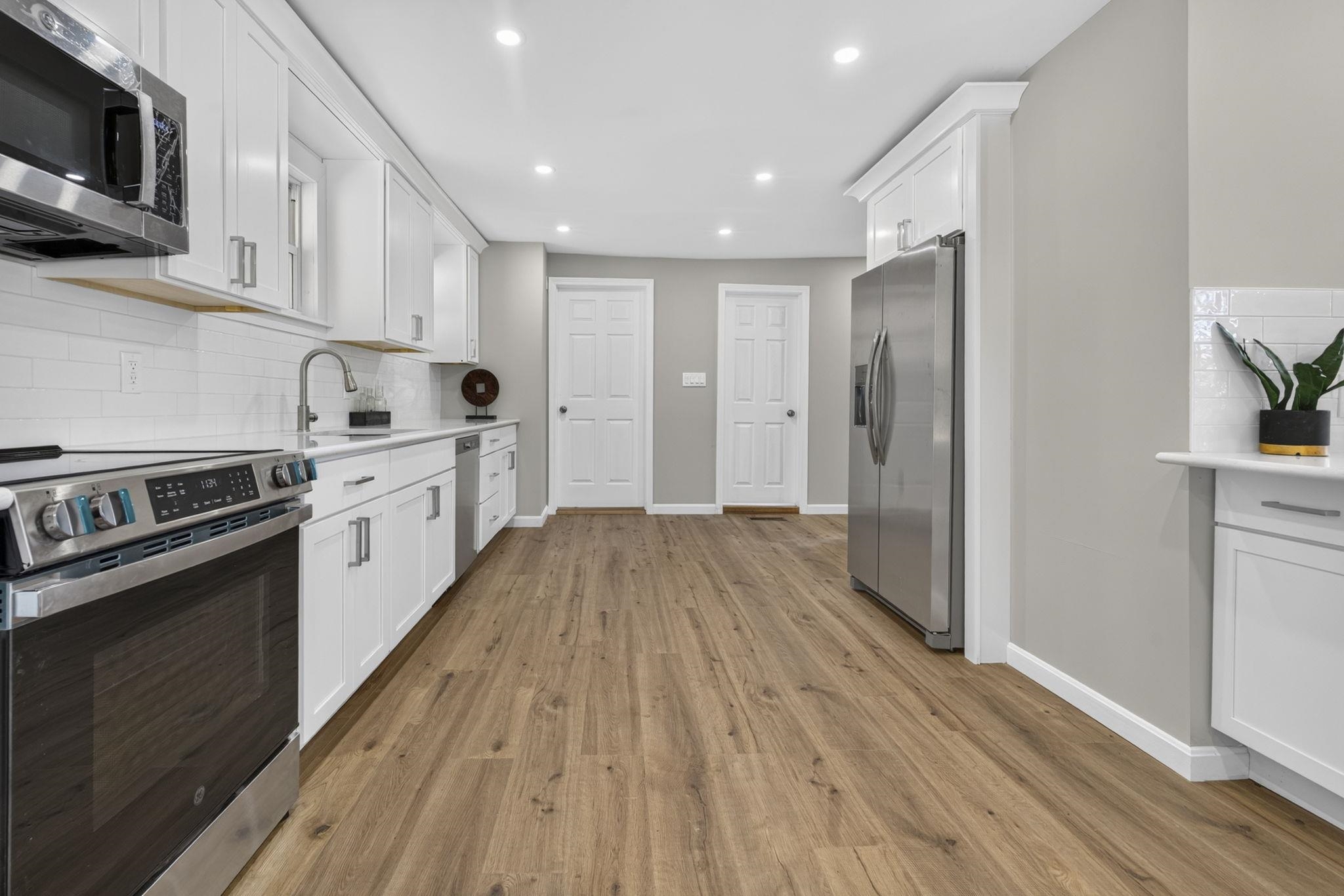 Photo 3 of Single family home for sale at 521 Northfield Rd, Hinsdale, NH 03451 | MLS# 5108733 | Listing updated on 2026-09-17