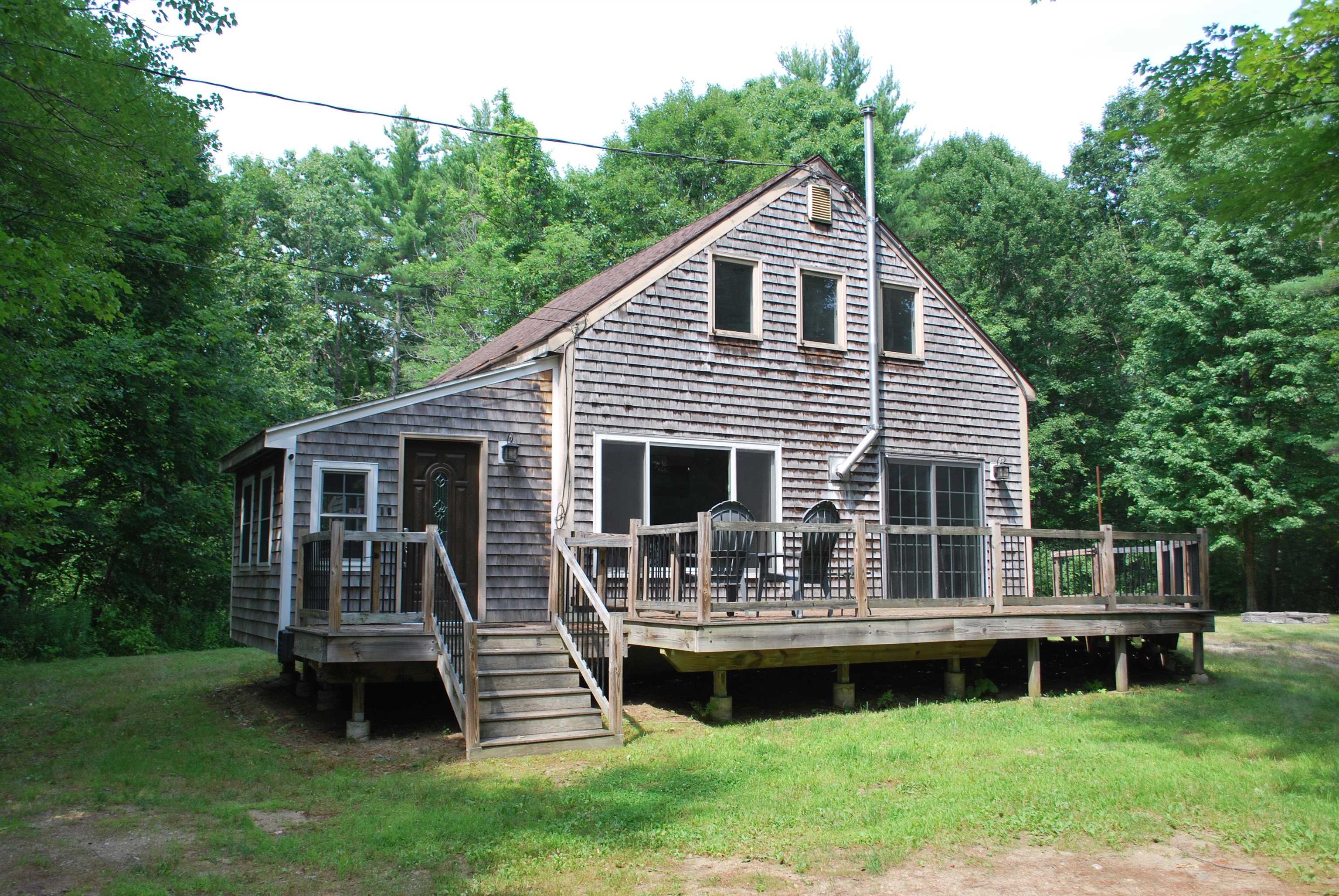Photo 2 of Single family home for sale at 599 Tolend Rd, Dover, NH 03820 | MLS# 5108747 | Listing updated on 2026-09-13
