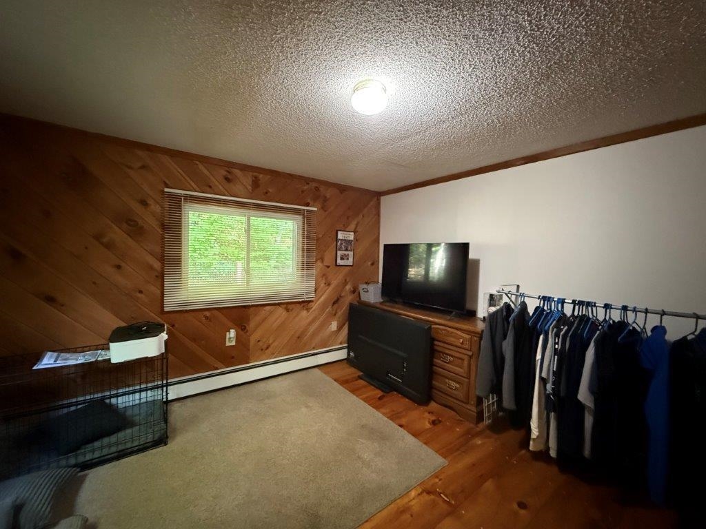 First Floor Bedroom 26156581