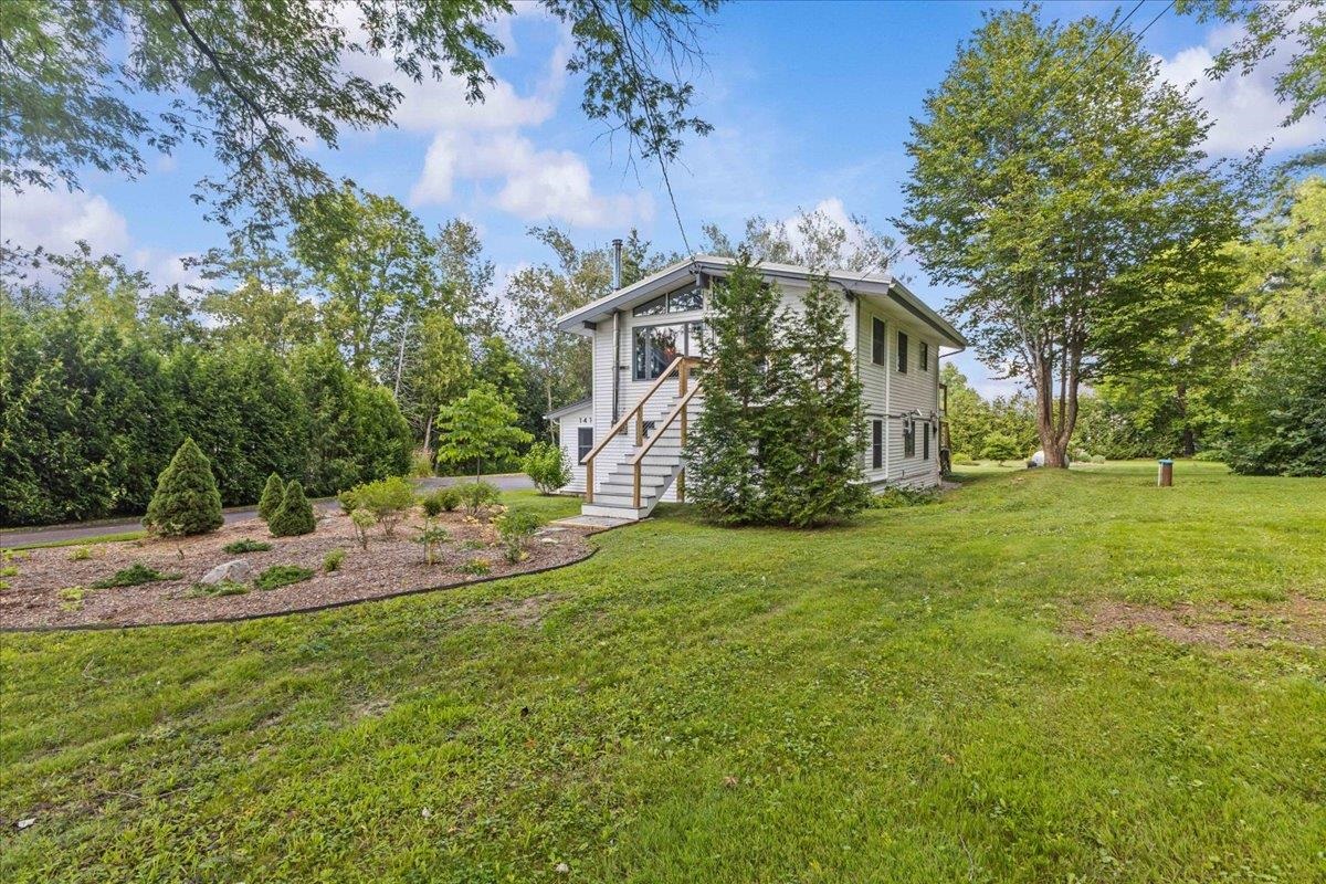 Photo 3 of Single family home for sale at 1412 Hinesburg Rd, South Burlington, VT 05403 | MLS# 5108926 | Listing updated on 2026-10-06
