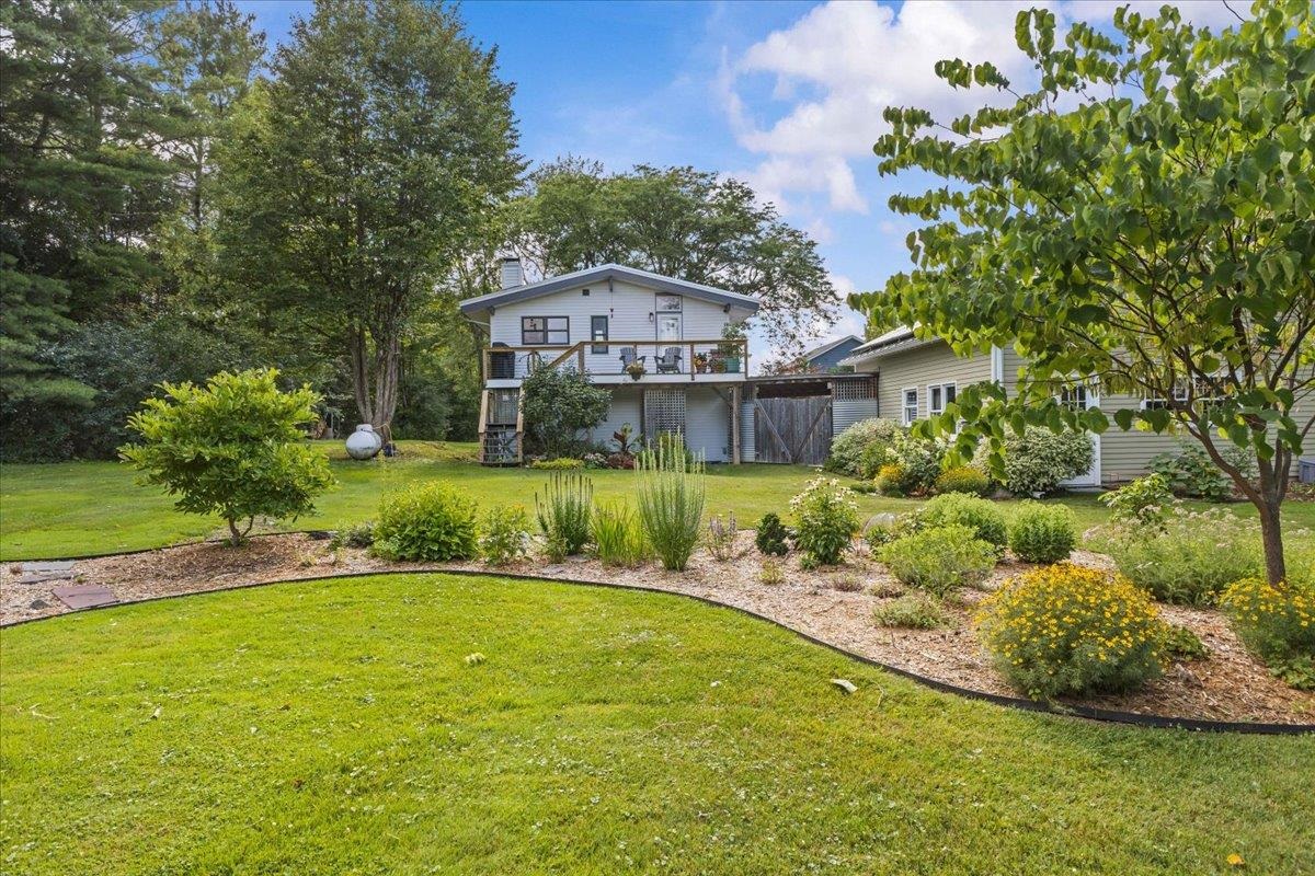 Photo 3 of Single family home for sale at 1412 Hinesburg Rd, South Burlington, VT 05403 | MLS# 5108926 | Listing updated on 2026-10-06