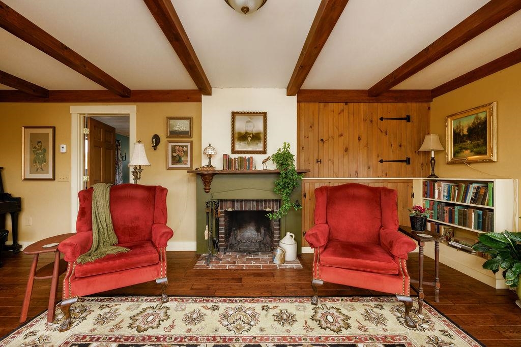 Enjoy The Fireplace 24117135