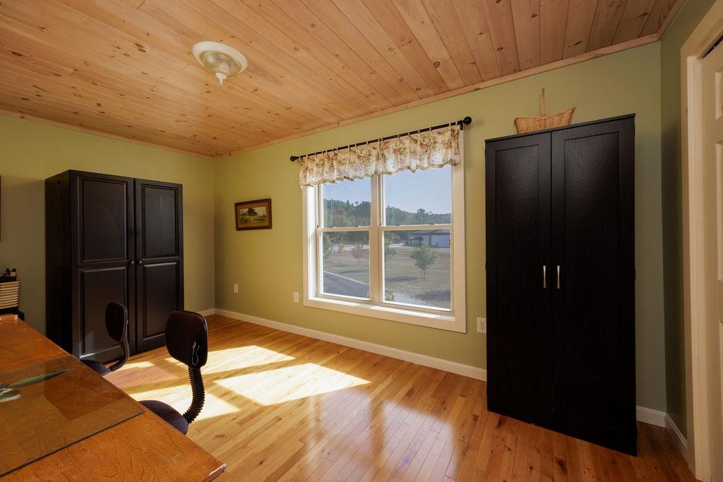 Office or Bedroom #3 24117158