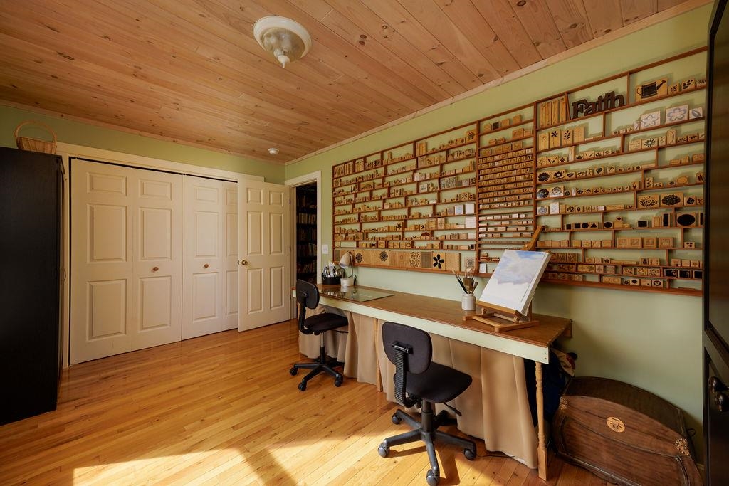 Office or Bedroom #3 24117159