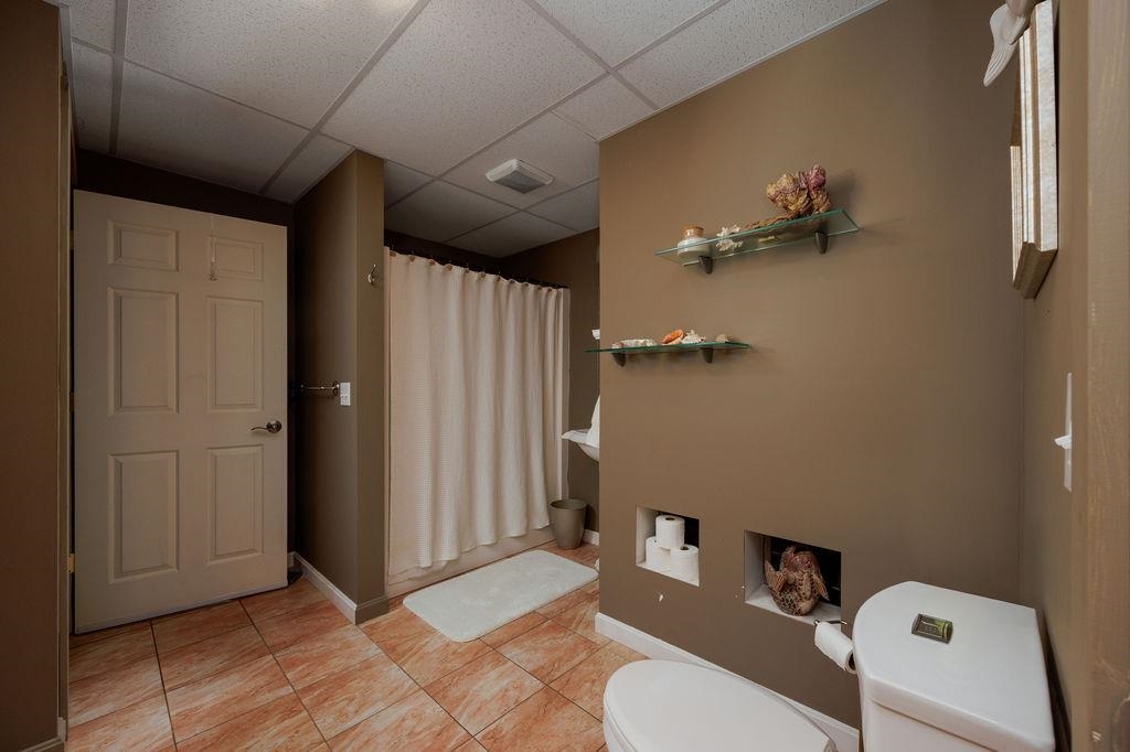 Full Bath 24117162