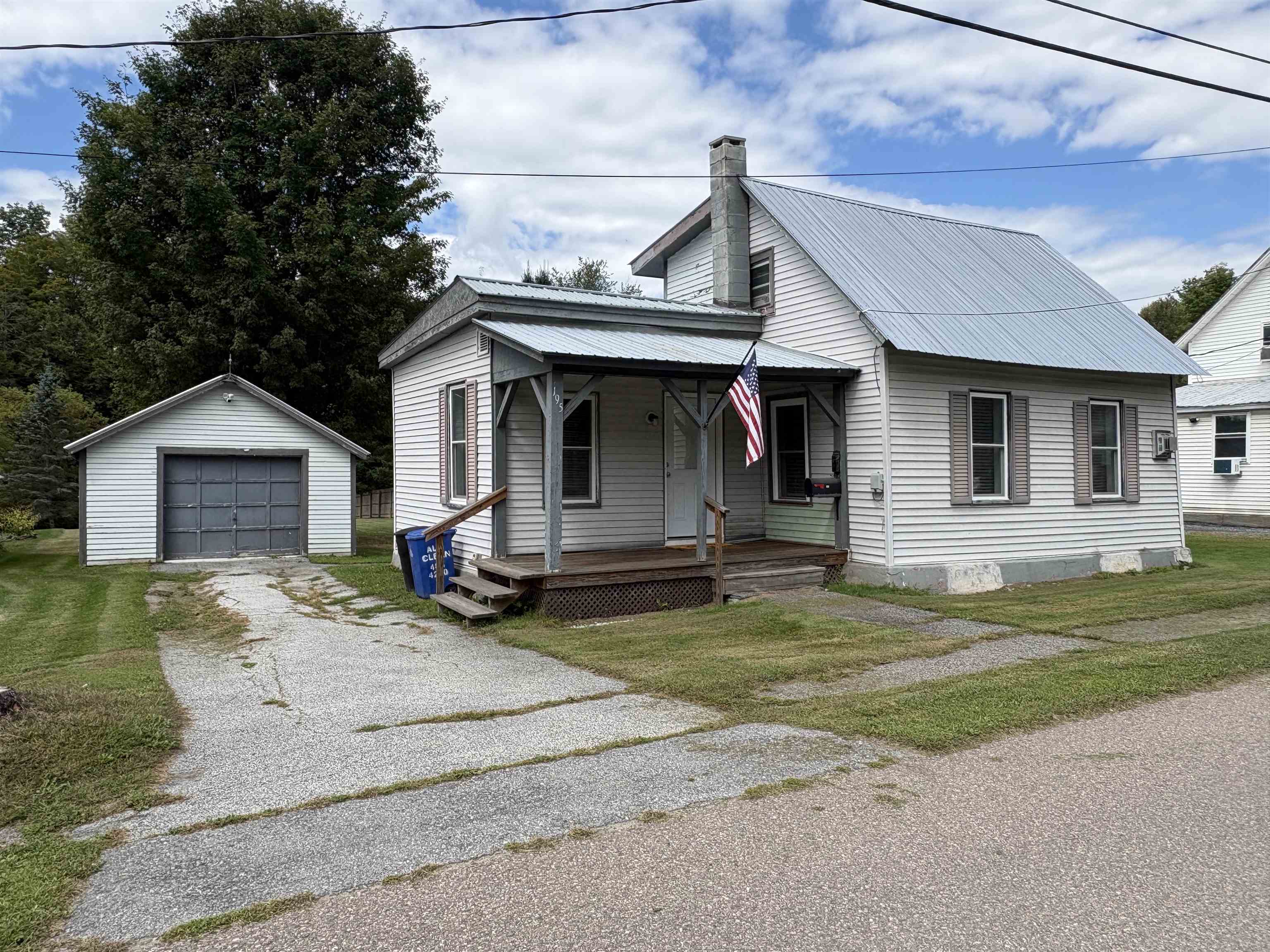 Photo 2 of Single family home for sale at 195 203 King St, Northfield, VT 05663 | MLS# 5109088 | Listing updated on 2026-09-18