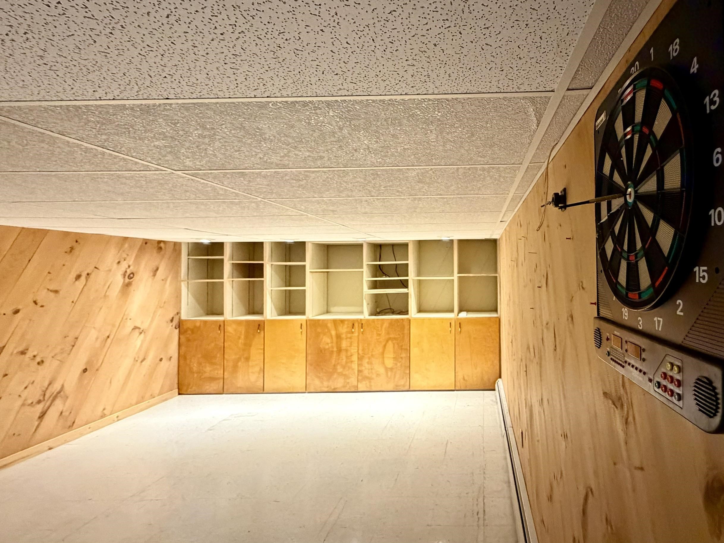 Built-ins, darts or pool anyone?