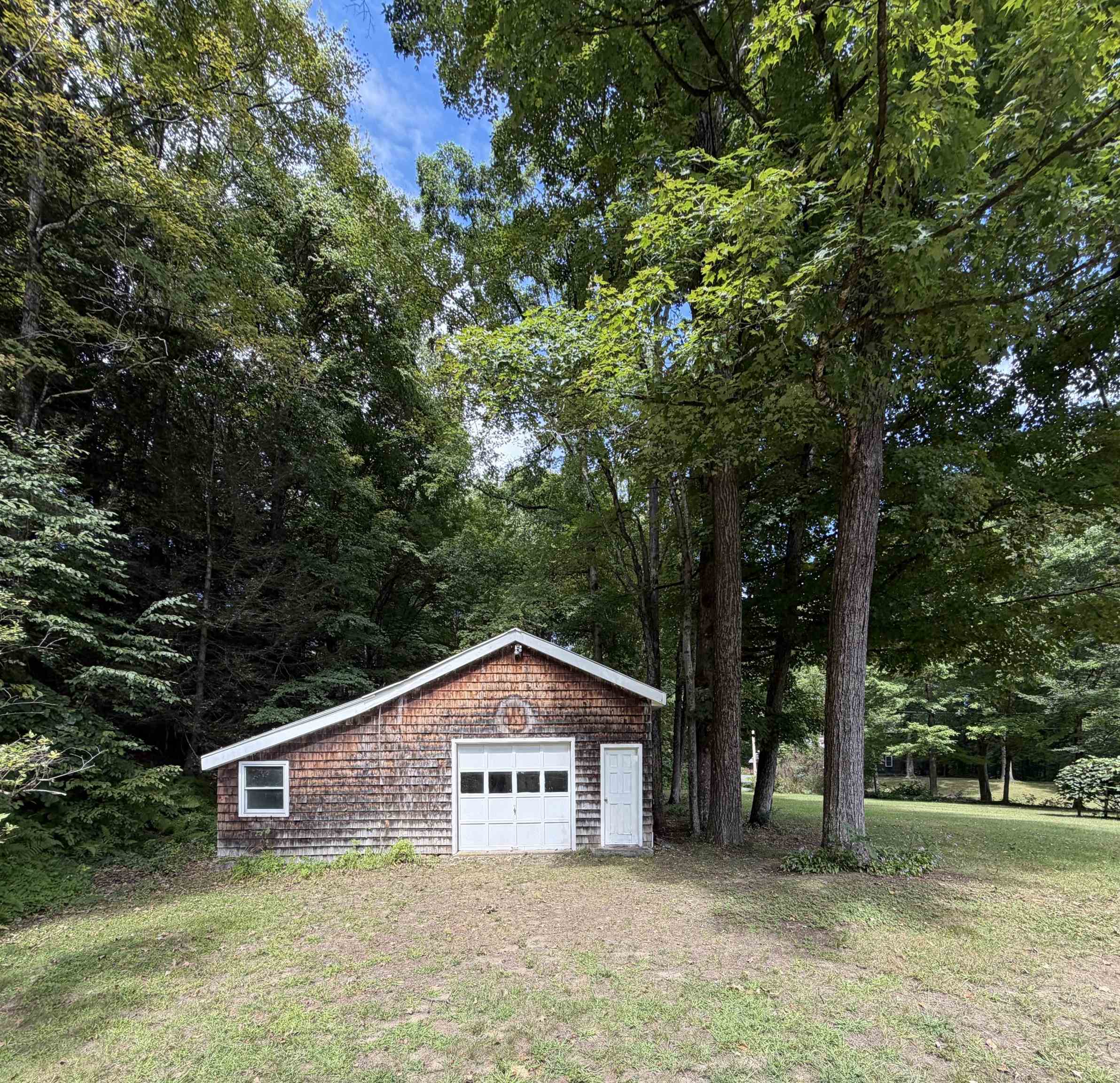 View of detached garage/workshop