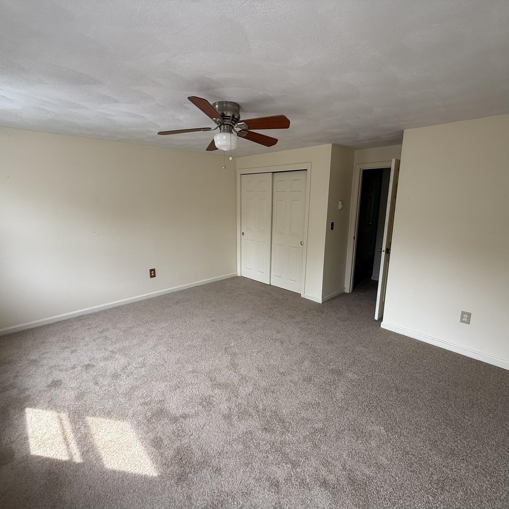 Photo 16 of 25
