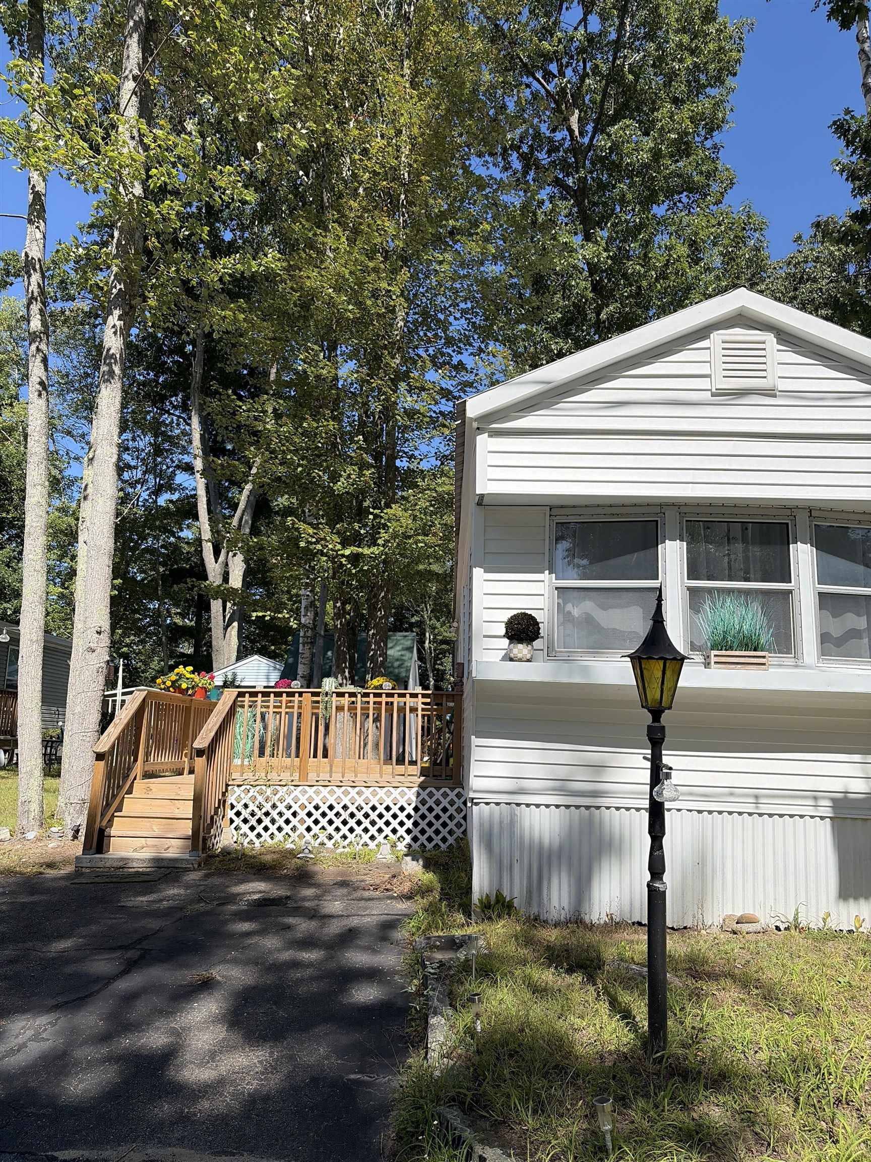 Photo 2 of Manufactured home for sale at 512 Canterbury Dr, Exeter, NH 03833 | MLS# 5109403 | Listing updated on 2026-09-15