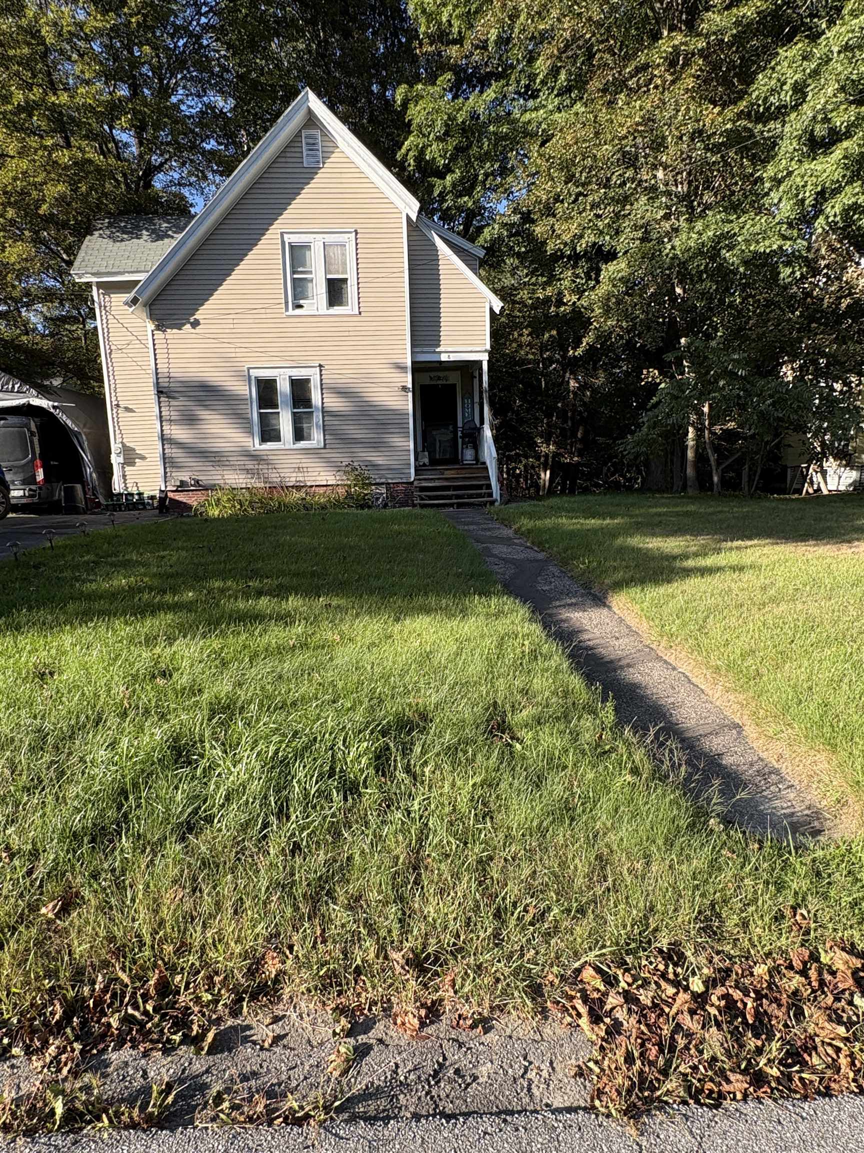 Photo 2 of Single family home for sale at 8 Crawford St, Plymouth, NH 03264 | MLS# 5109492 | Listing updated on 2026-09-12