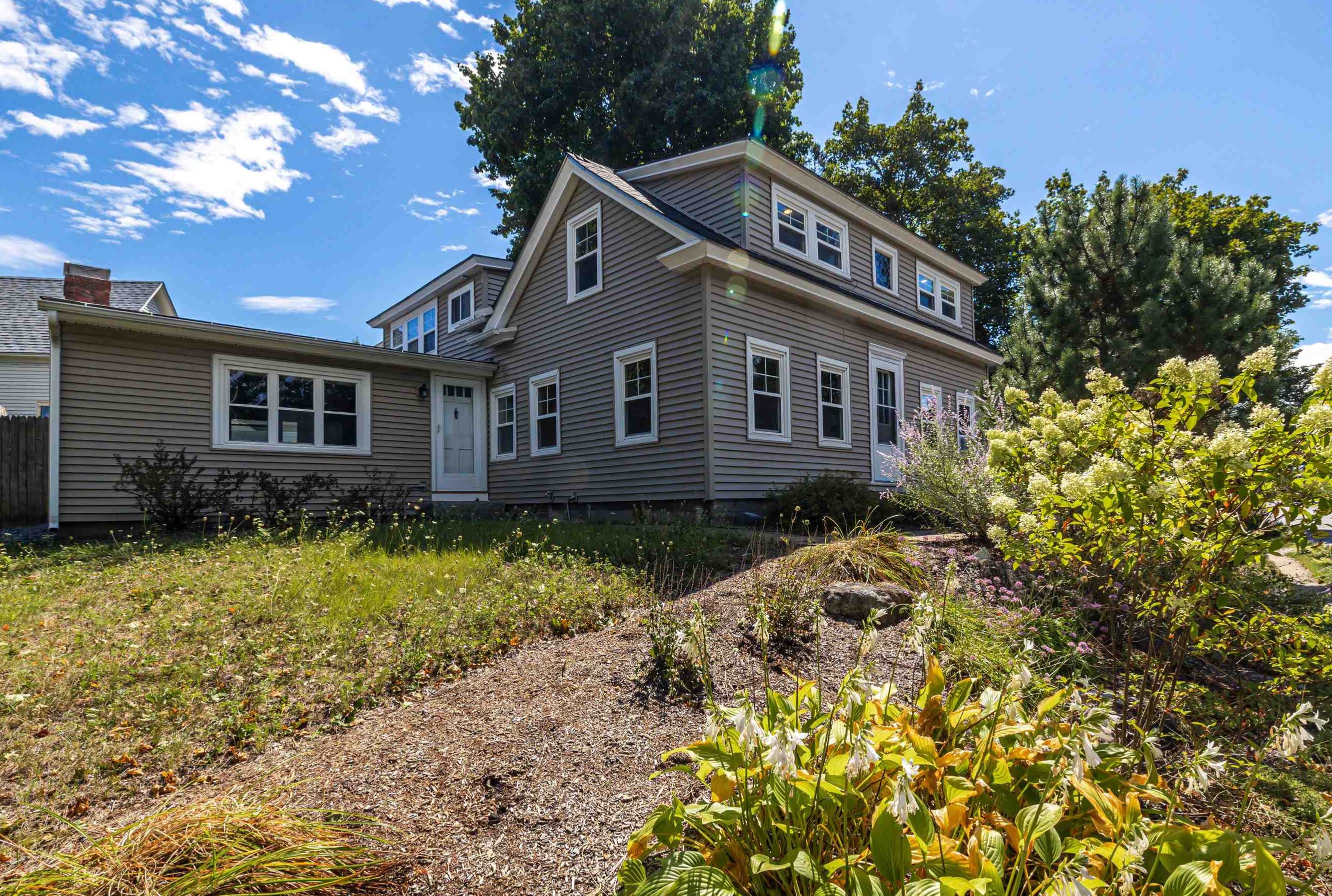 Photo 2 of Multi family home for sale at 87 Washington St, Concord, NH 03301 | MLS# 5109524 | Listing updated on 2026-09-12