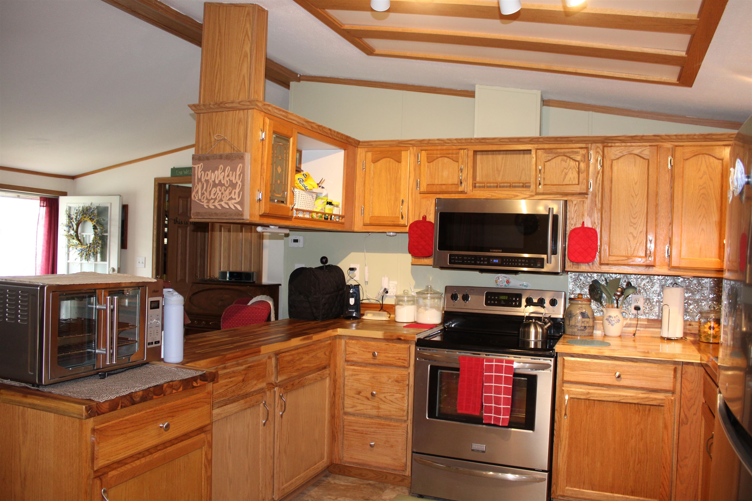 Photo 3 of Manufactured home for sale at 10 Hilltop Manor, Littleton, NH 03561 | MLS# 5109538 | Listing updated on 2026-09-16