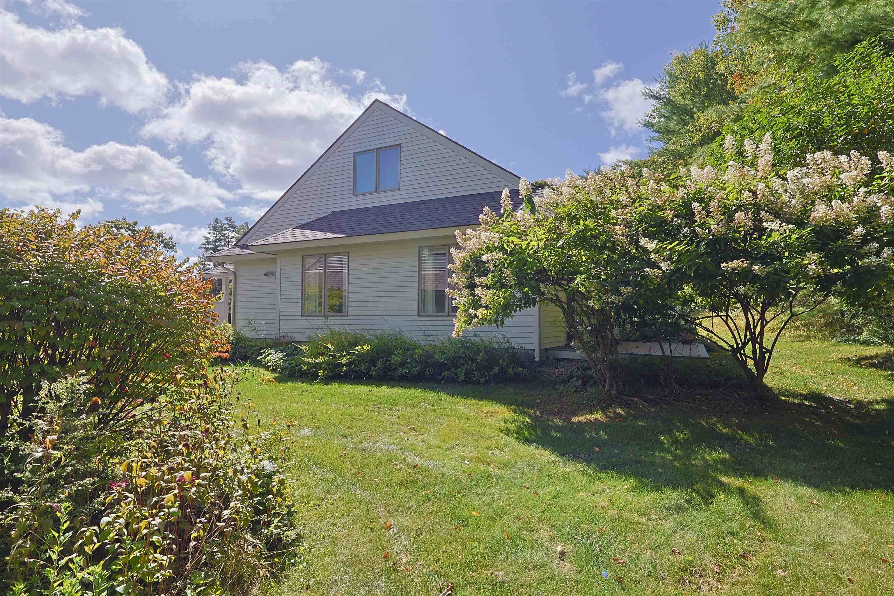 Photo 4 of Condo for sale at 11 Cottage Ct, White River Junction, VT 05001 | MLS# 5109548 | Listing updated on 2026-09-15