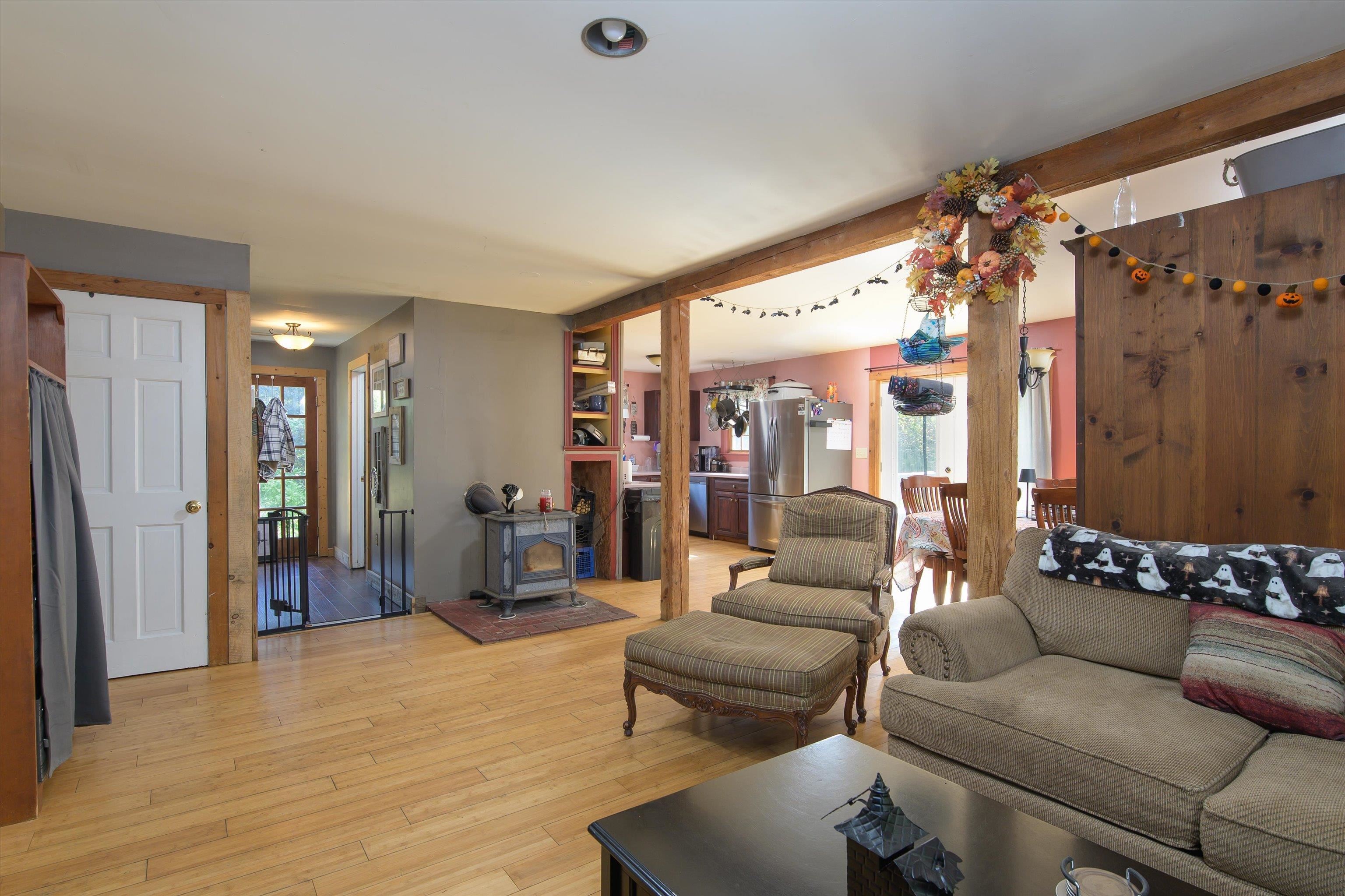 Photo 3 of Single family home for sale at 207 S Pine Banks Rd, Putney, VT 05346 | MLS# 5109573 | Listing updated on 2026-09-20