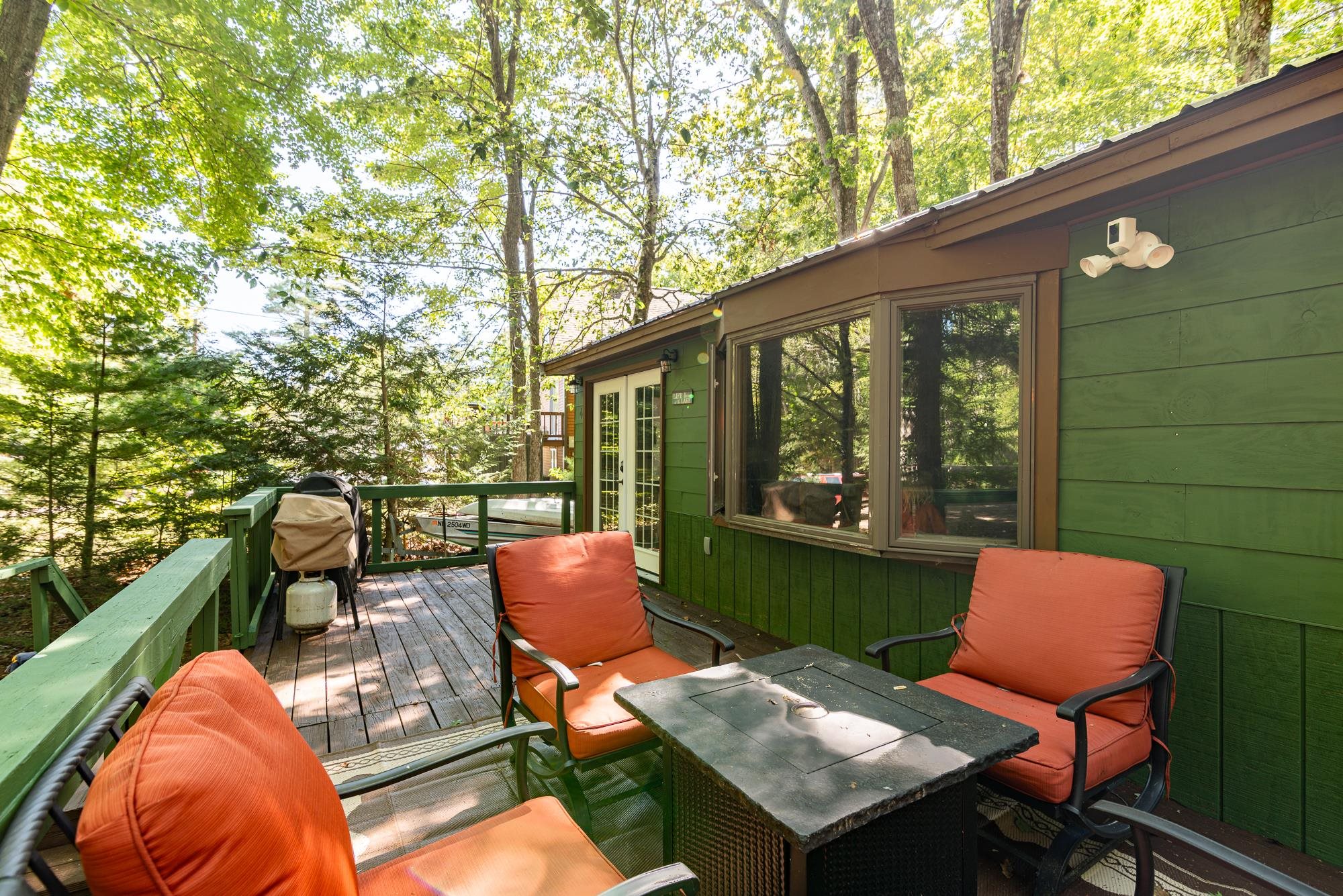 Photo 2 of Single family home for sale at 4 Elaine Rd, Middleton, NH 03887 | MLS# 5109586 | Listing updated on 2026-09-13