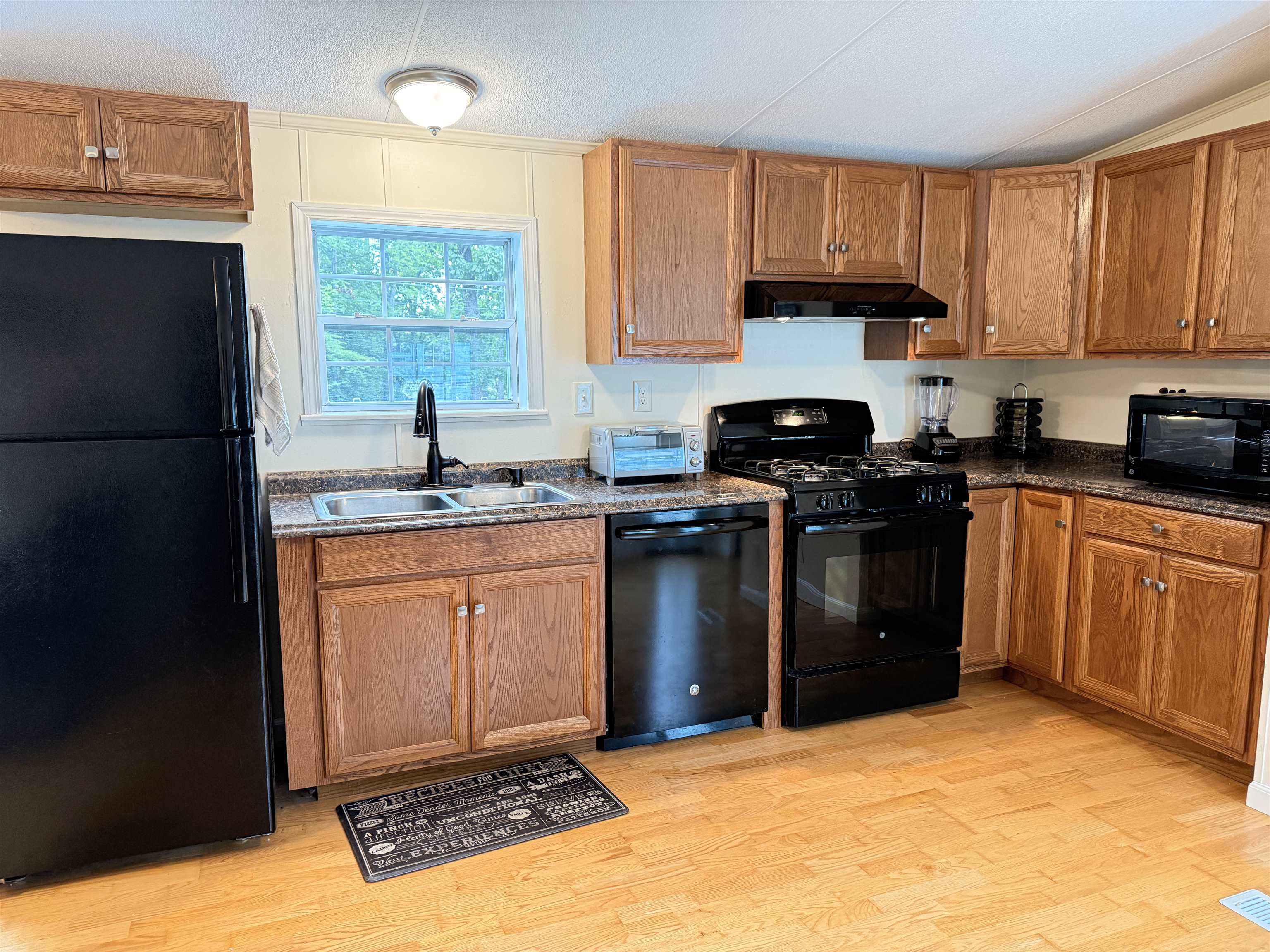 22 Park Avenue, Northwood, NH photo 5