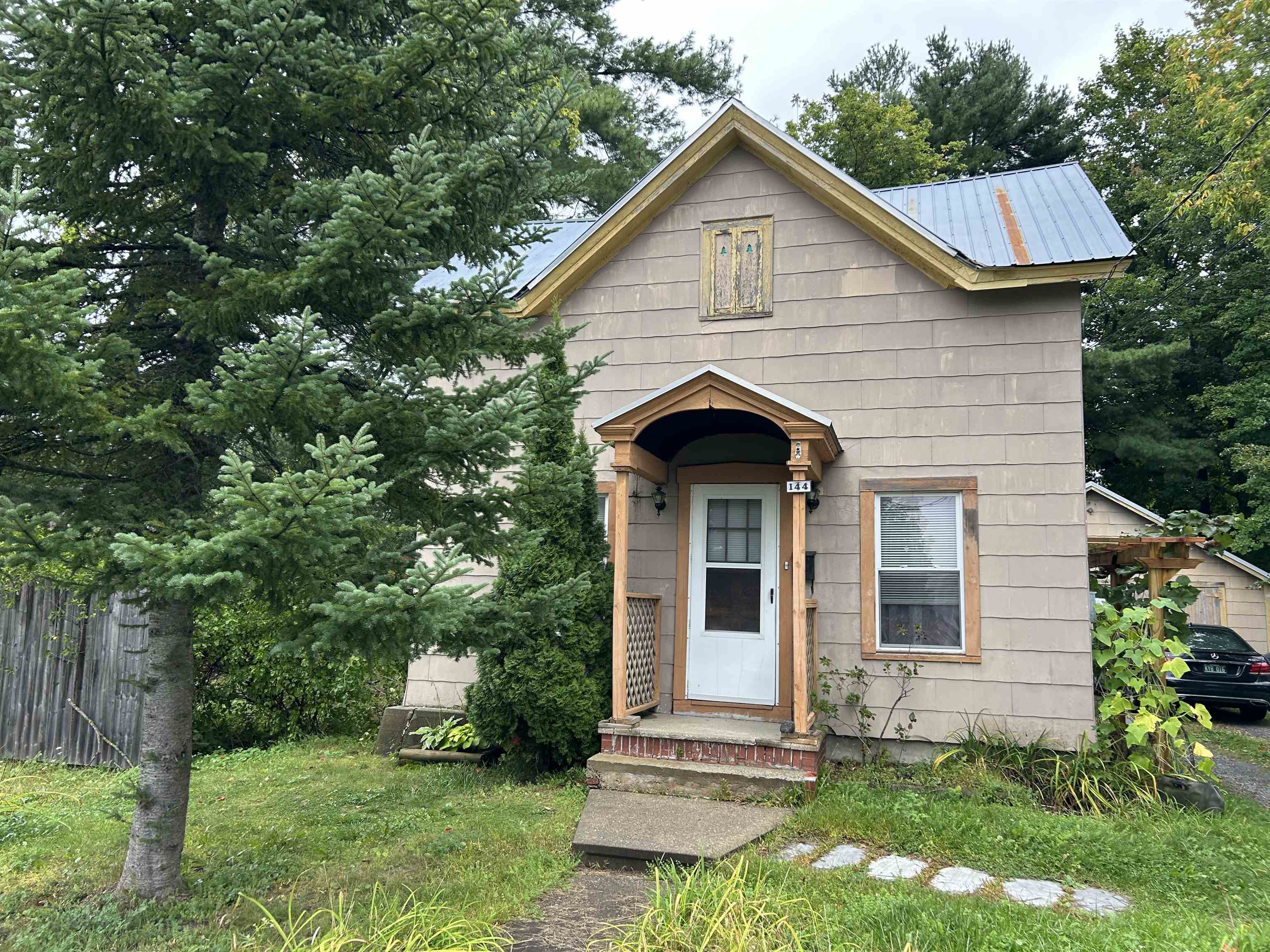 Photo 1 of Single family home for sale at 144 Forest St, Rutland, VT 05701 | MLS# 5109654 | Listing updated on 2026-09-14