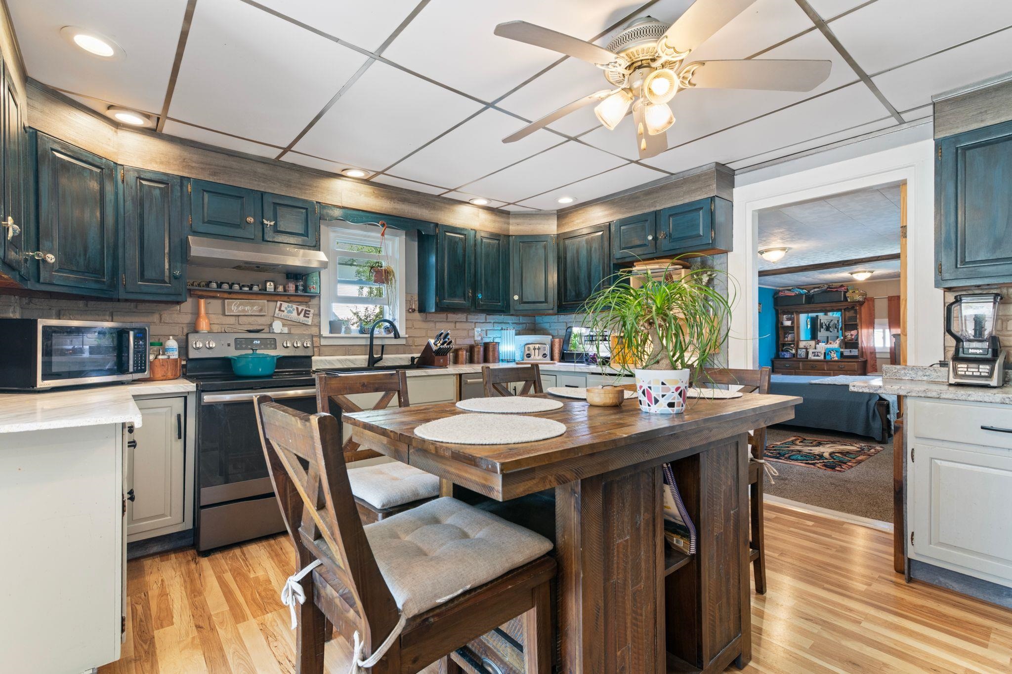 Photo 3 of Single family home for sale at 1877 Fort Bridgman Rd, Vernon, VT 05354 | MLS# 5109700 | Listing updated on 2026-09-15