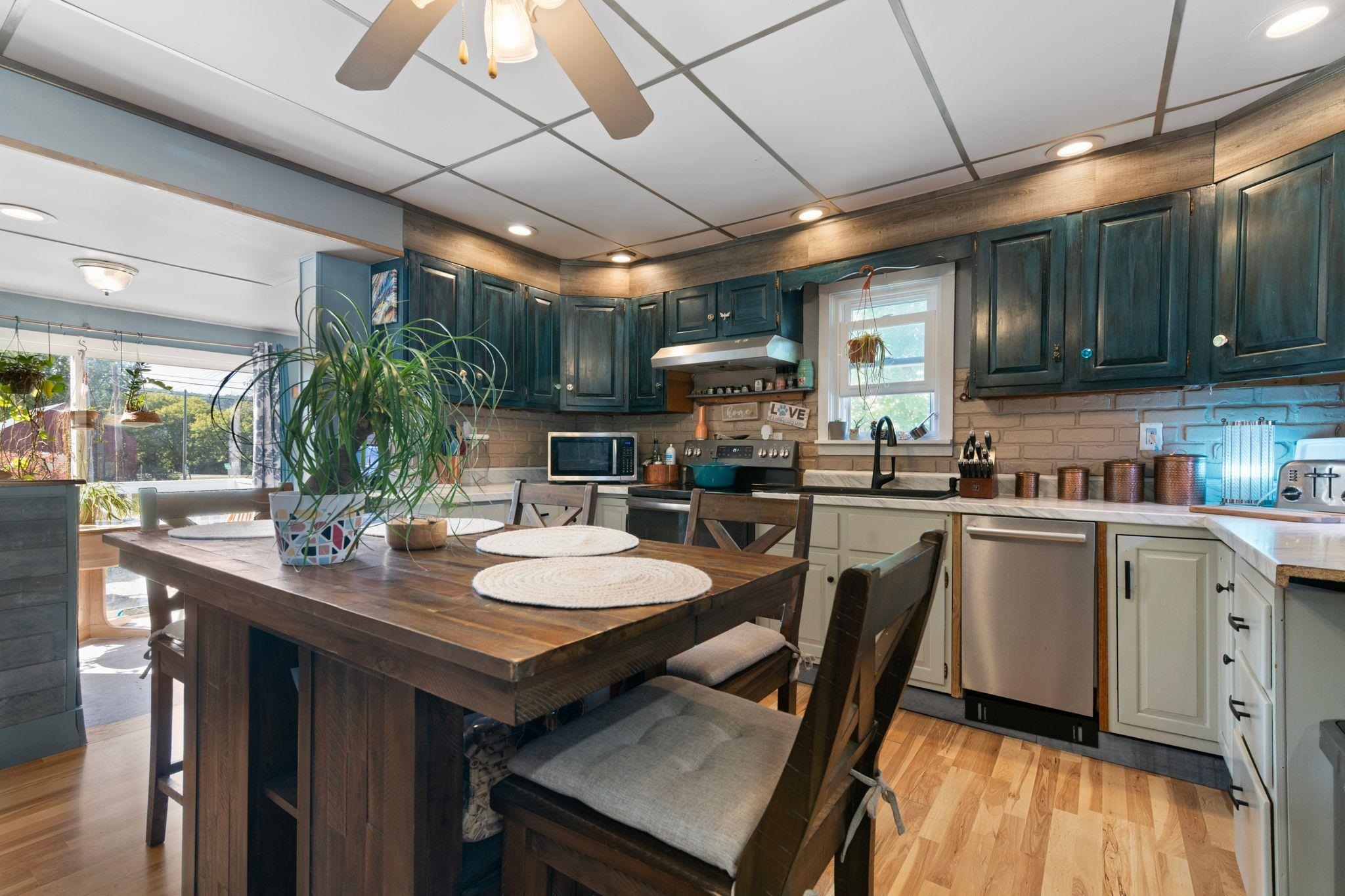 Photo 4 of Single family home for sale at 1877 Fort Bridgman Rd, Vernon, VT 05354 | MLS# 5109700 | Listing updated on 2026-09-15
