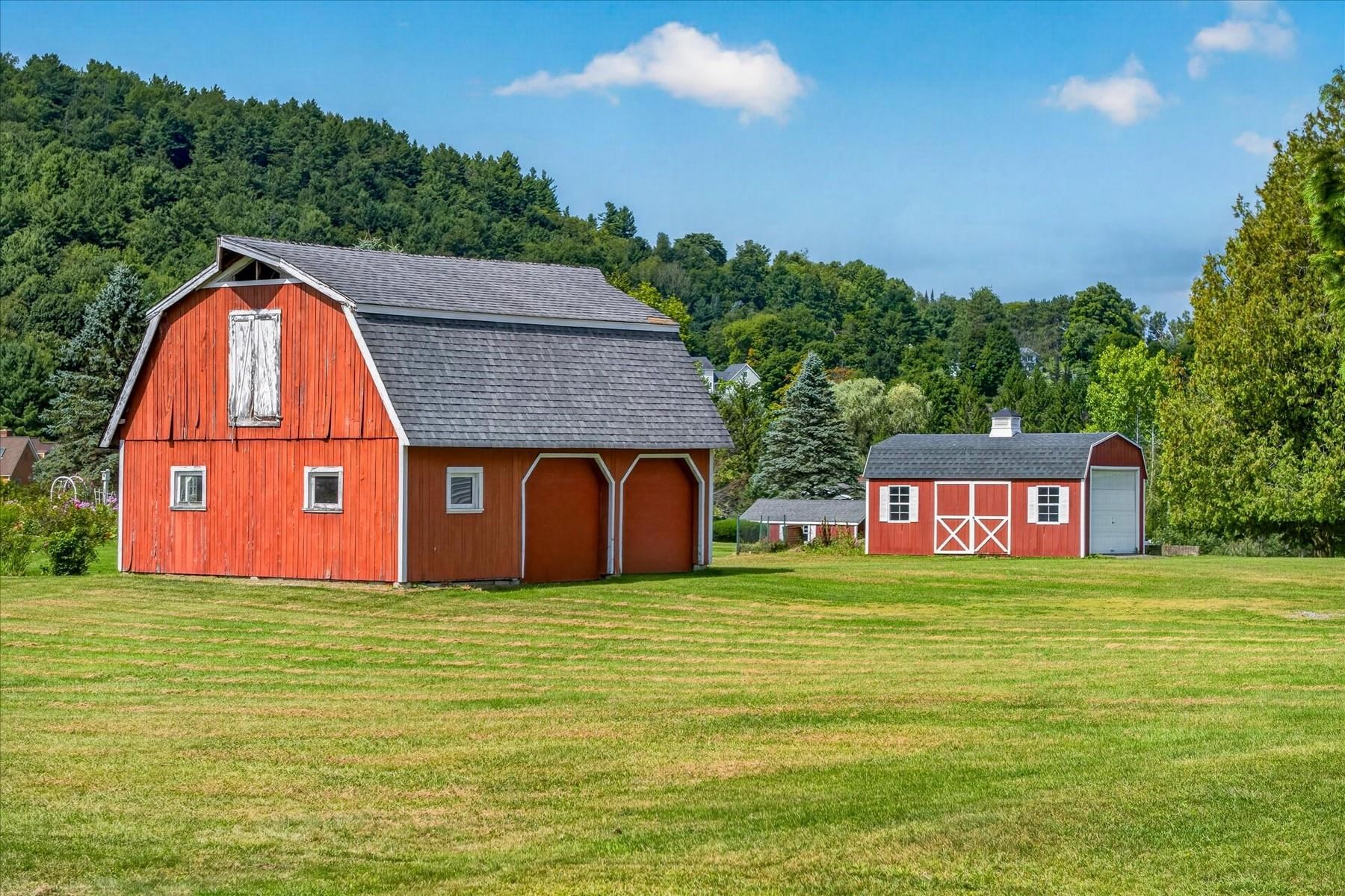 Photo 3 of Single family home for sale at 2279 North Grv St, Rutland Town, VT 05701 | MLS# 5109714 | Listing updated on 2026-09-17